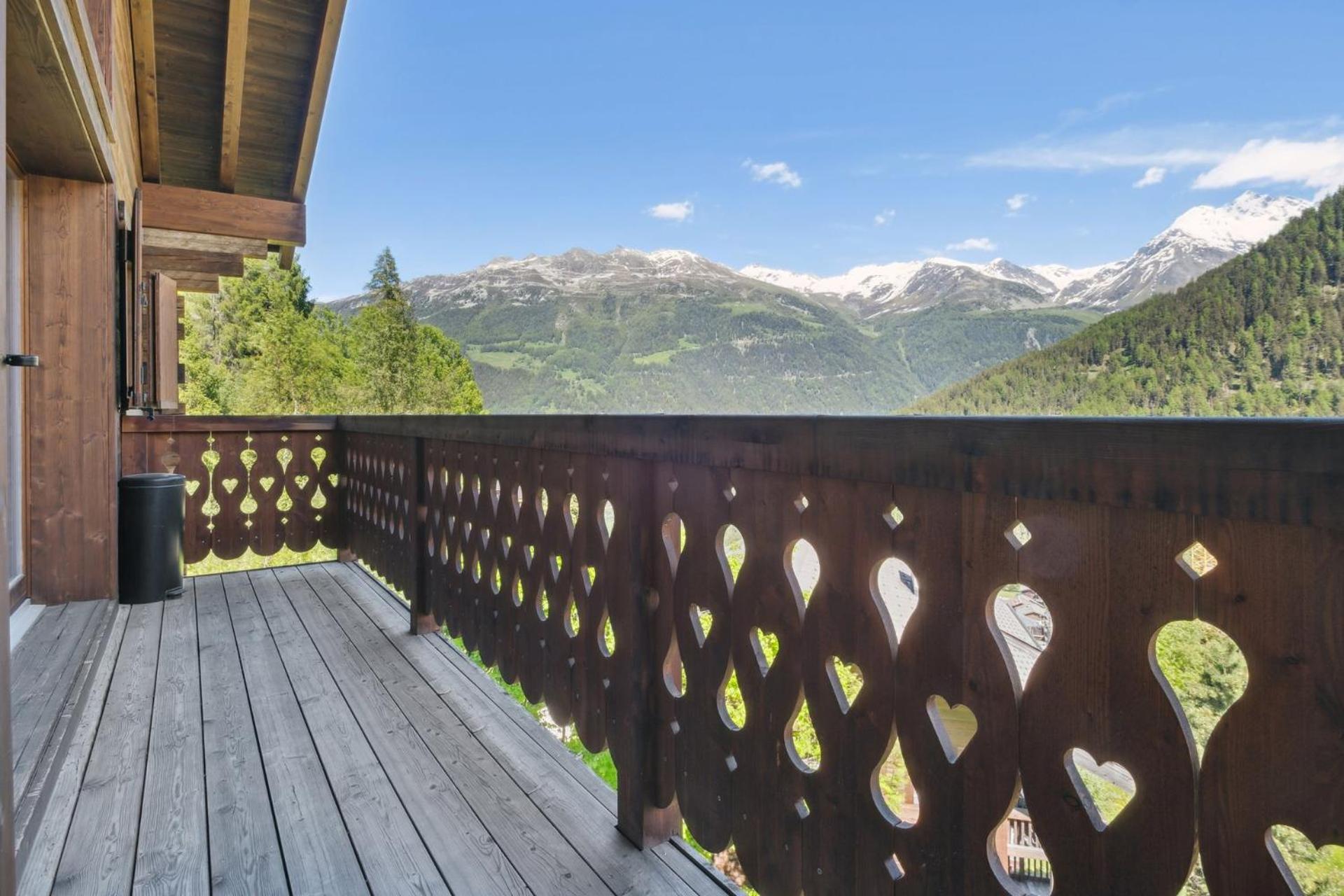 Chalet Ksara by Mrs Miggins