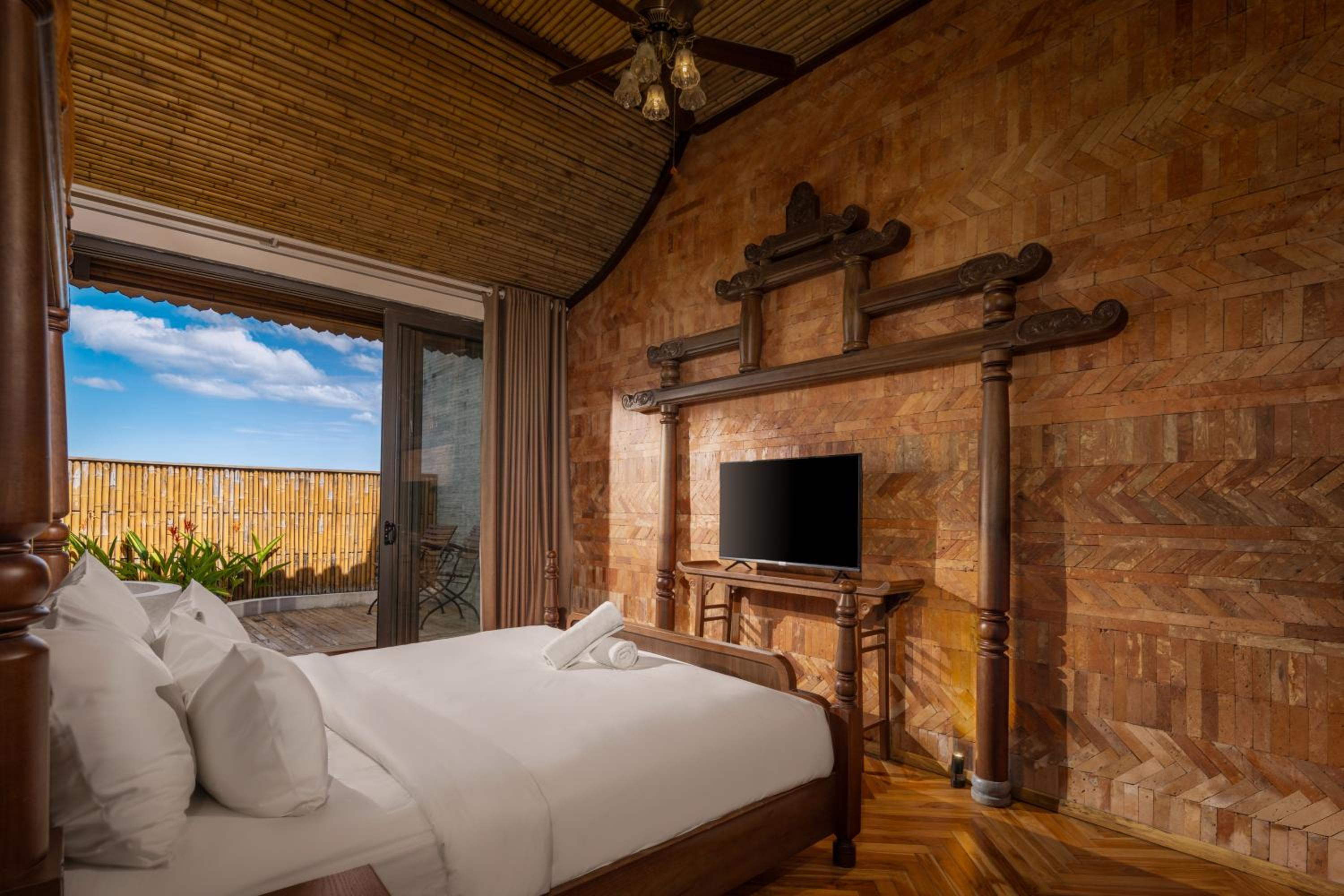 Casamia Pool Villas - Near Hoi An Old Town & An Bang Beach