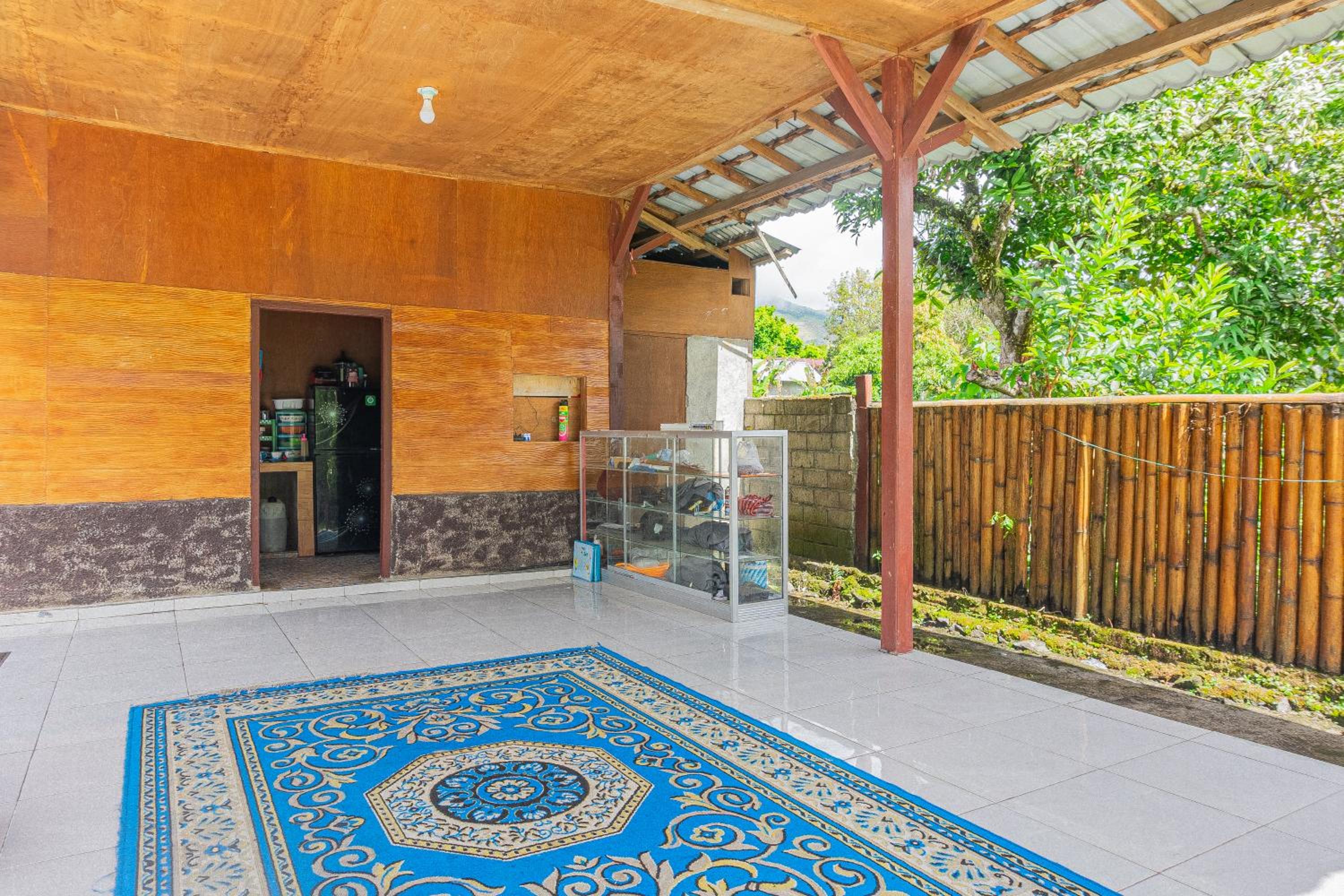 Puncak Rinjani Lodge