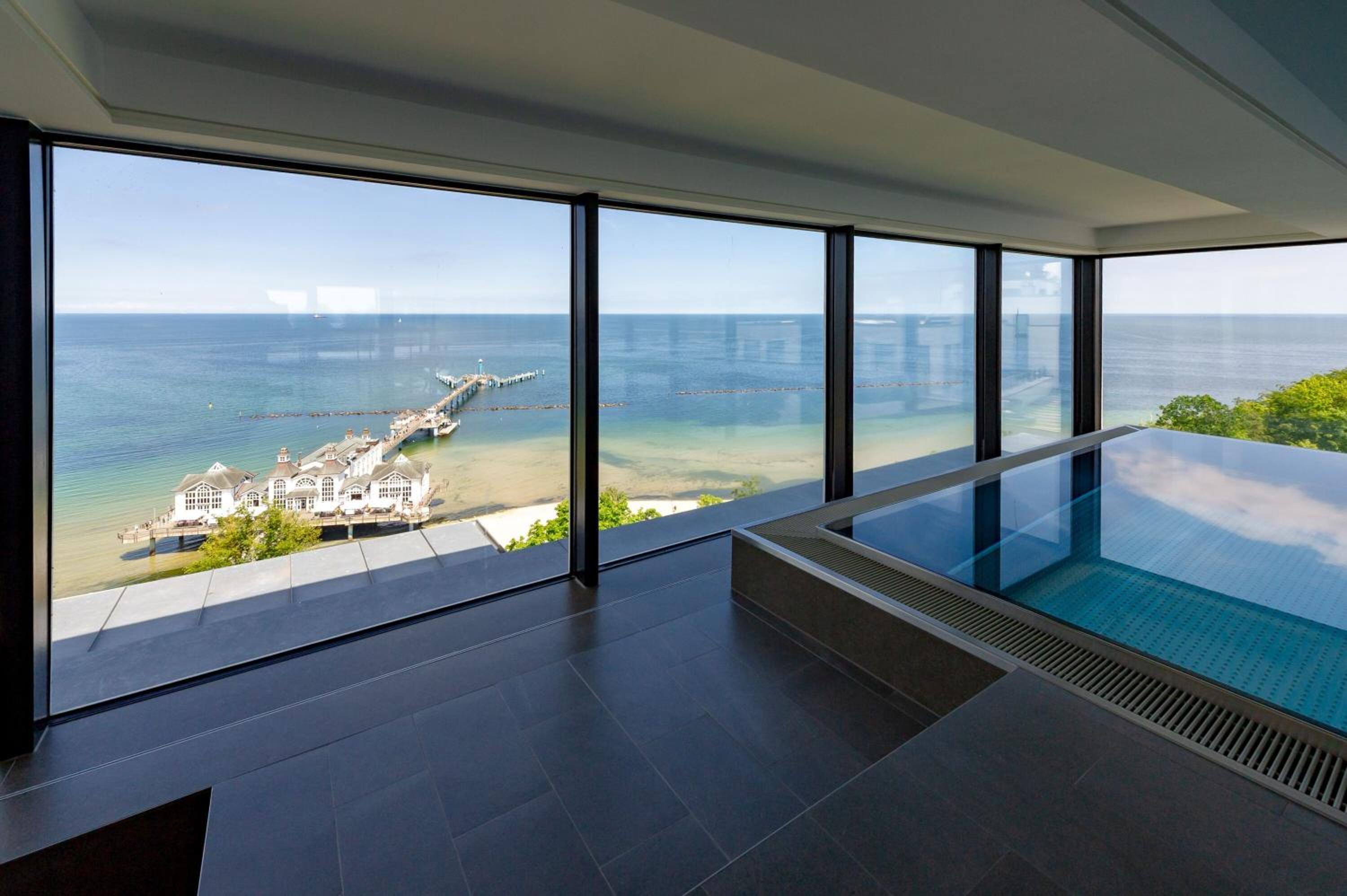 FIRST Sellin - Meerblick-Appartement 18 