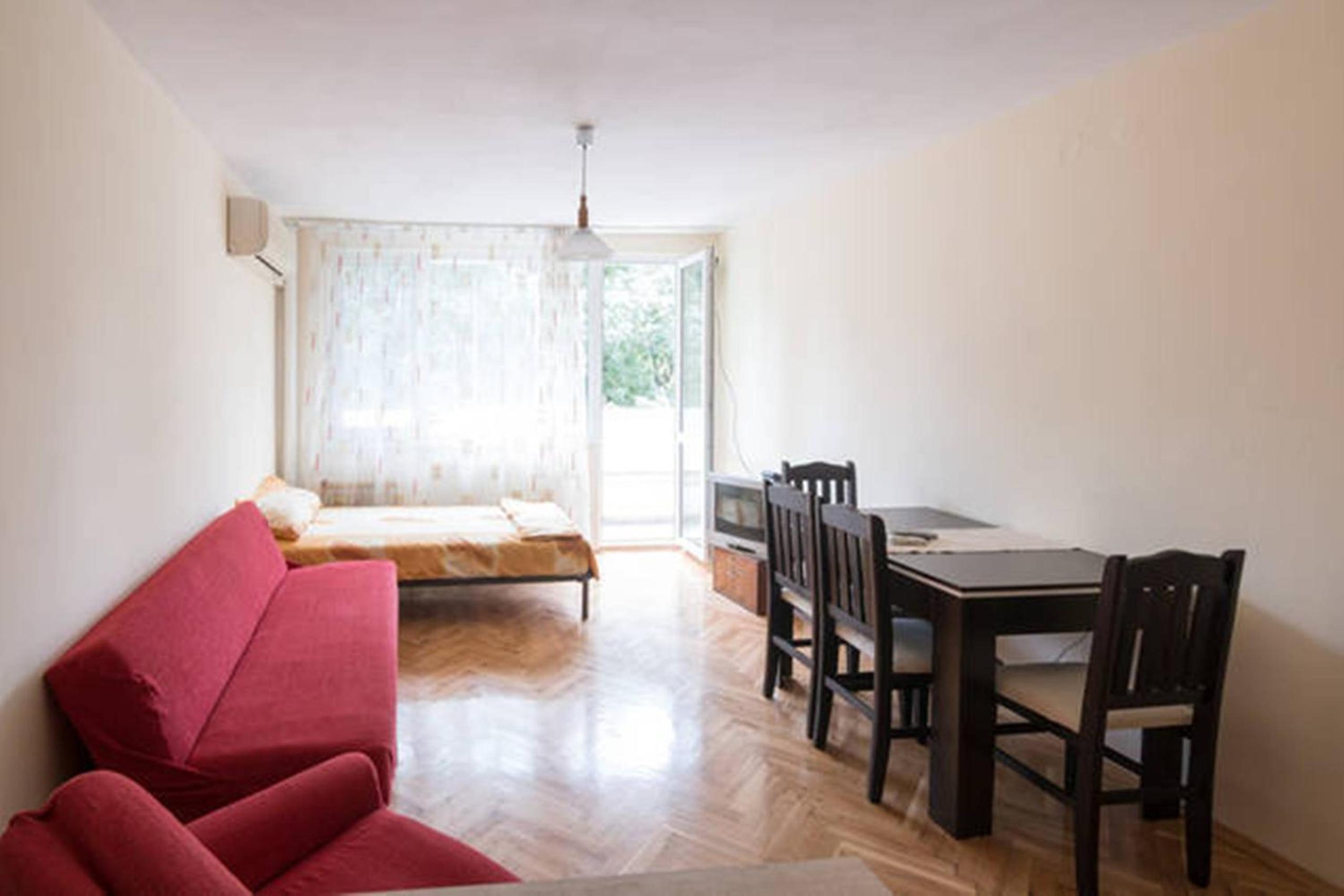 Relax in Lazur - Georgi Baev Str