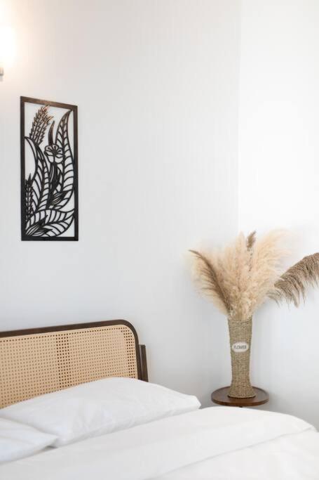 Tanjung Bungah 5BR Villa w pool 20pax view 4