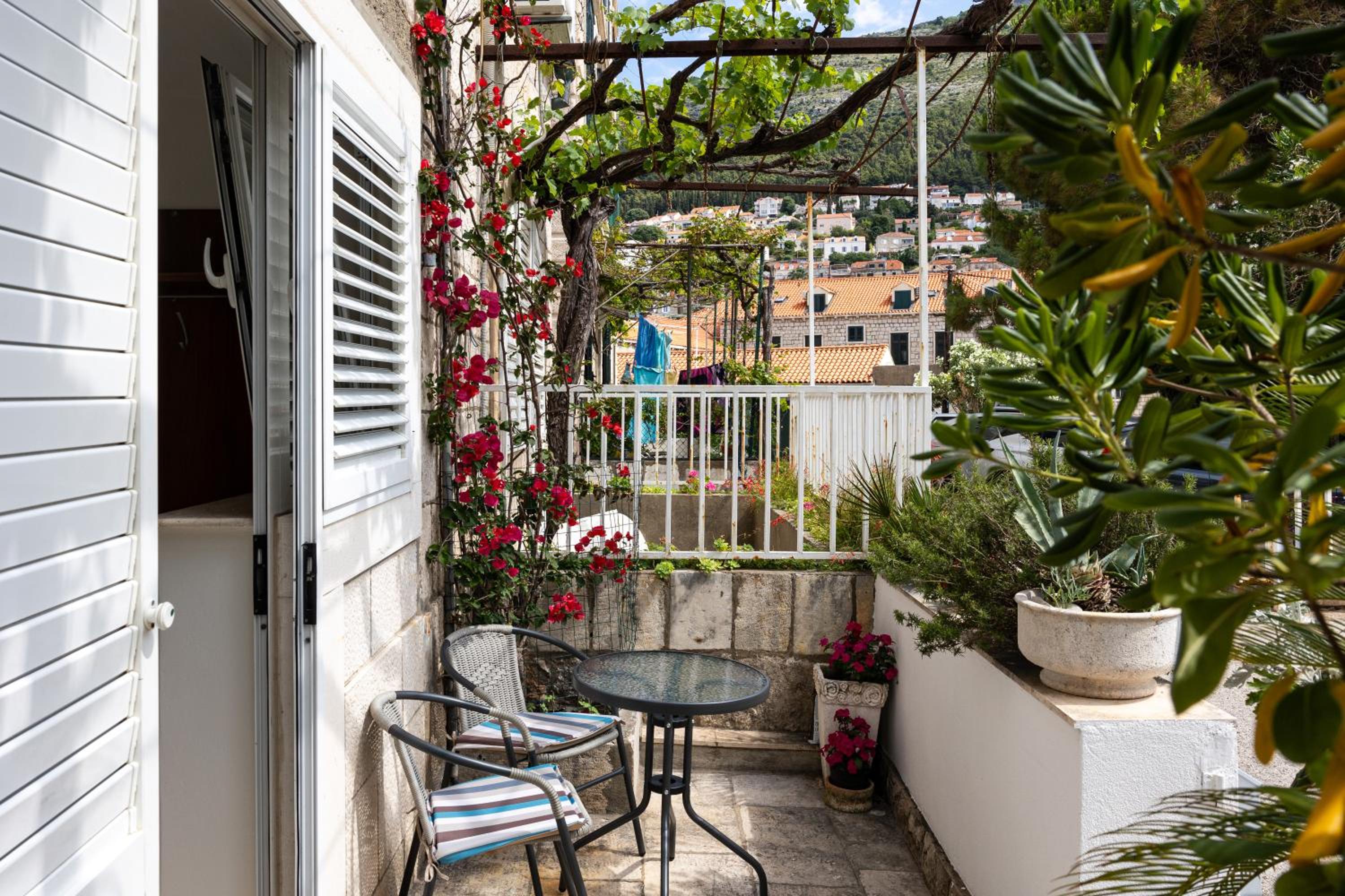 Beach Apartment Francesko near Old Town