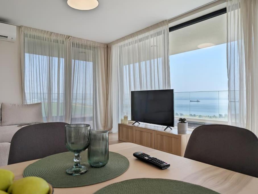 Foros Apartment