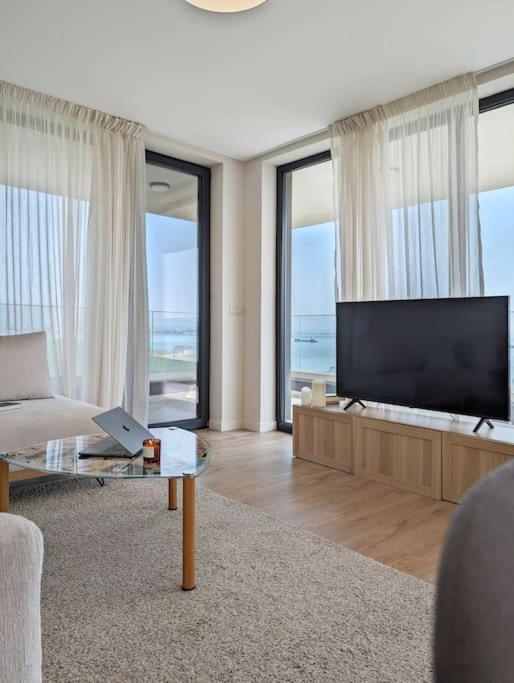 Foros Apartment