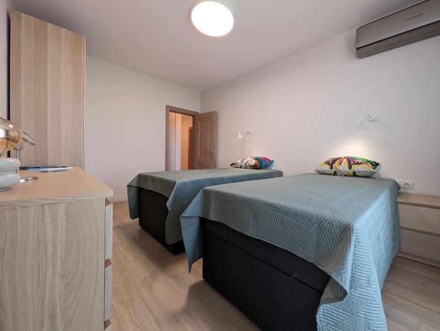 Foros Apartment