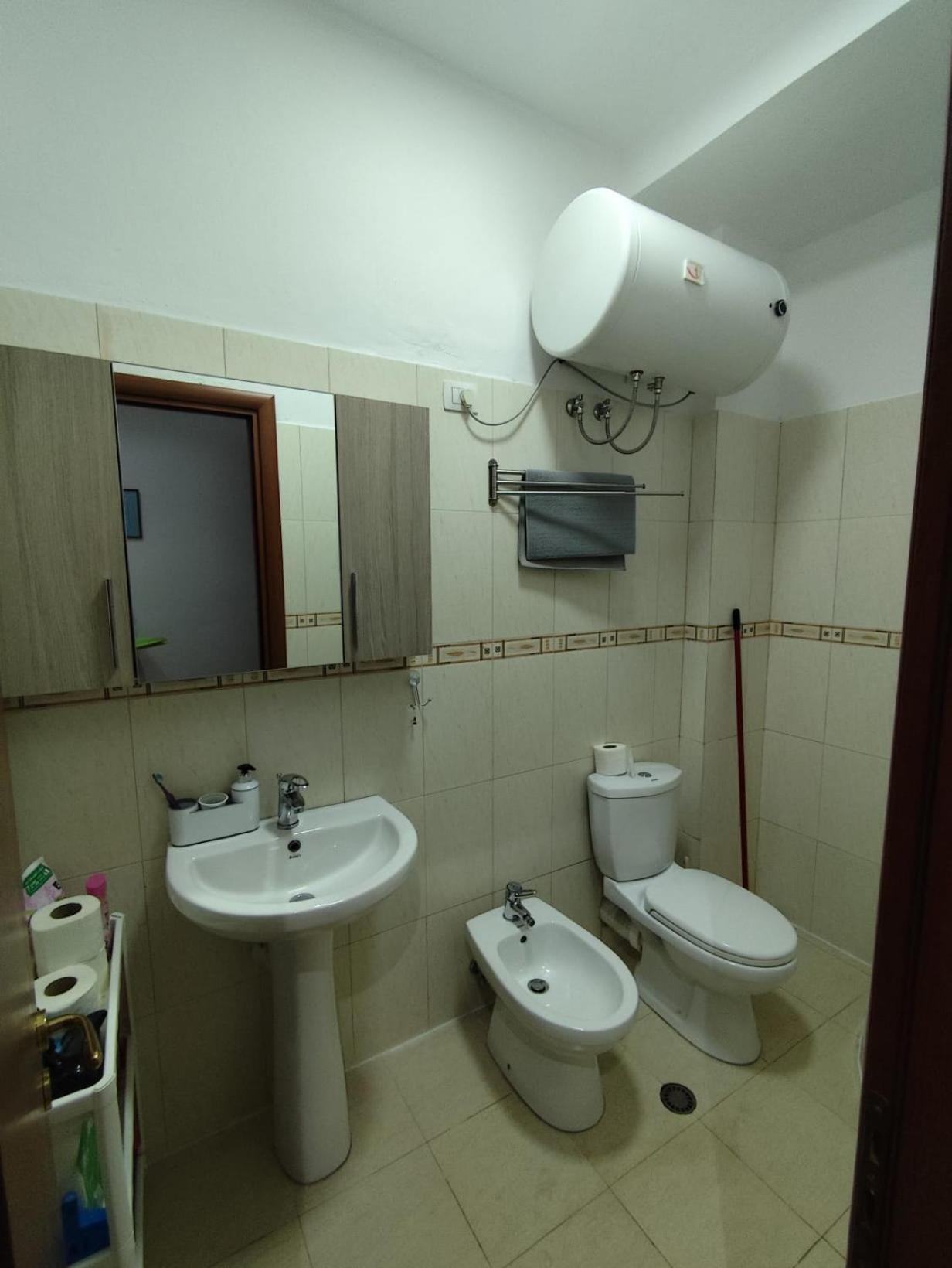 Daisy apartment