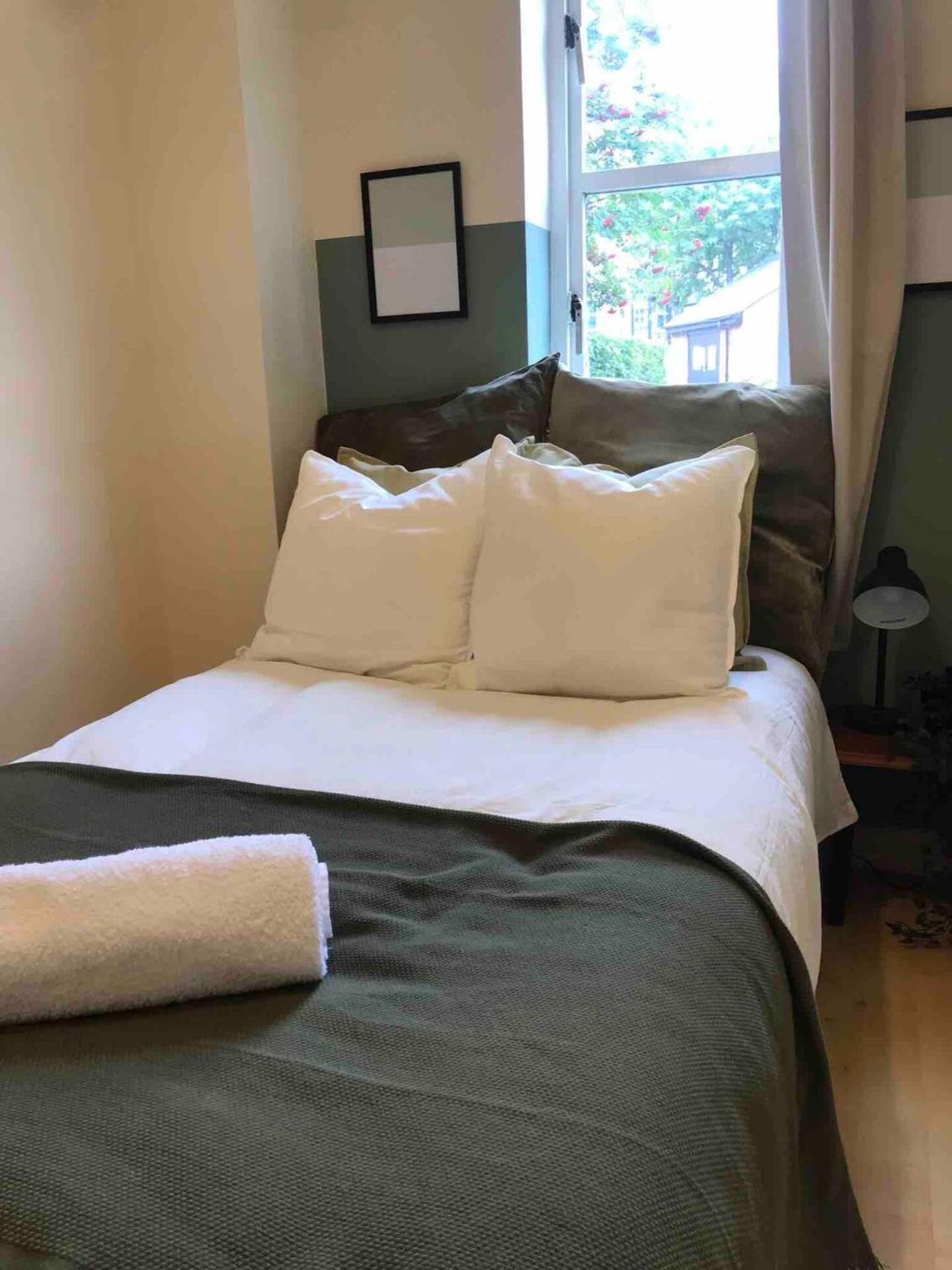 FREE parking, City centre,quiet,Netflix