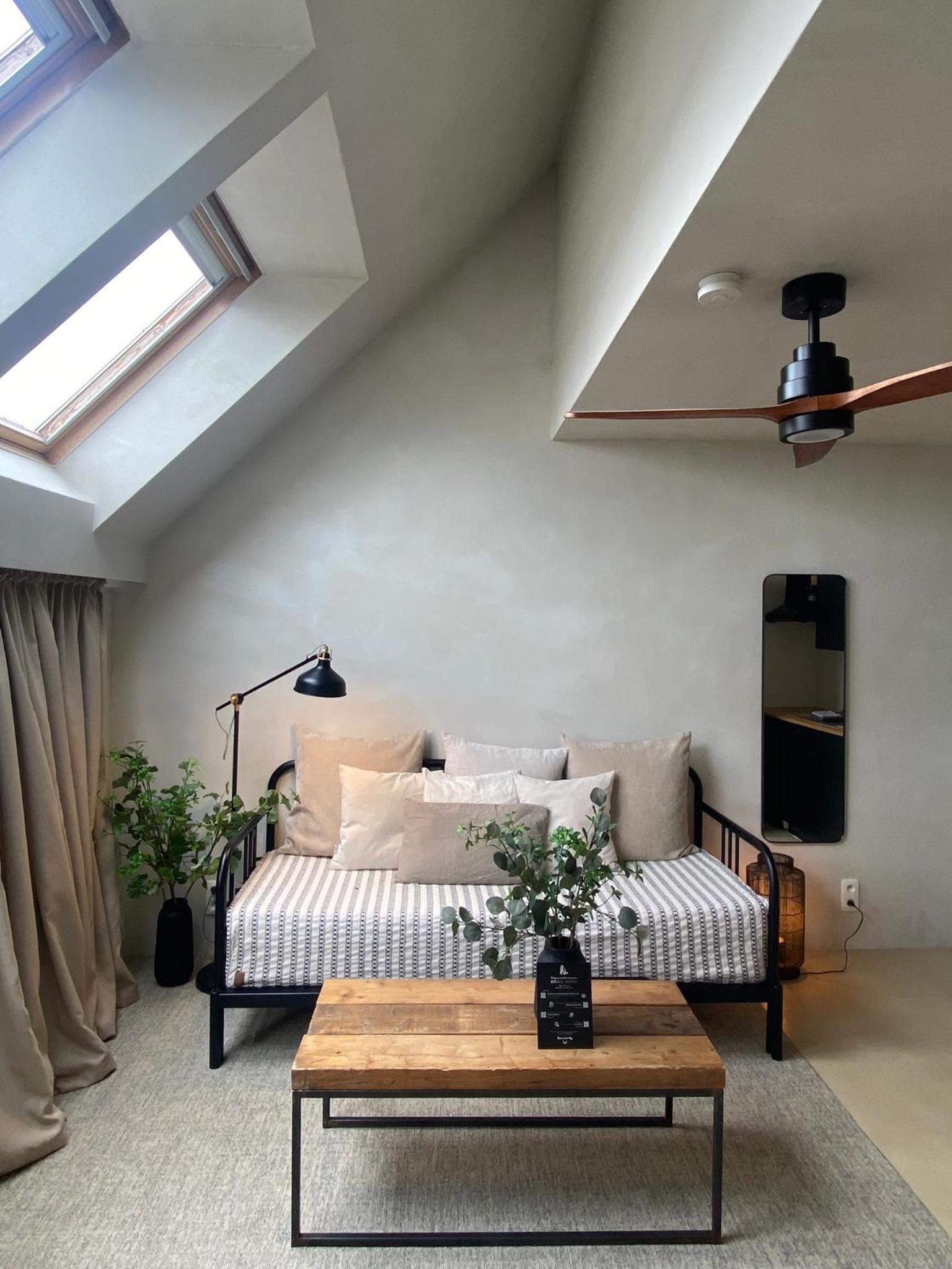 Edville Studio Riverside