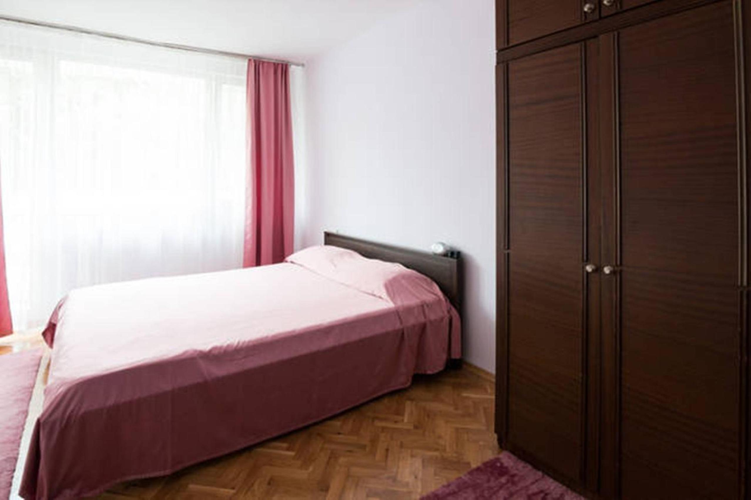 Relax in Lazur - Georgi Baev Str