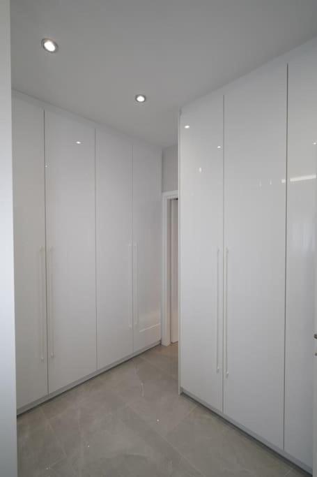 Brand New 3BR with 2 Bathrooms Marousi Apartment