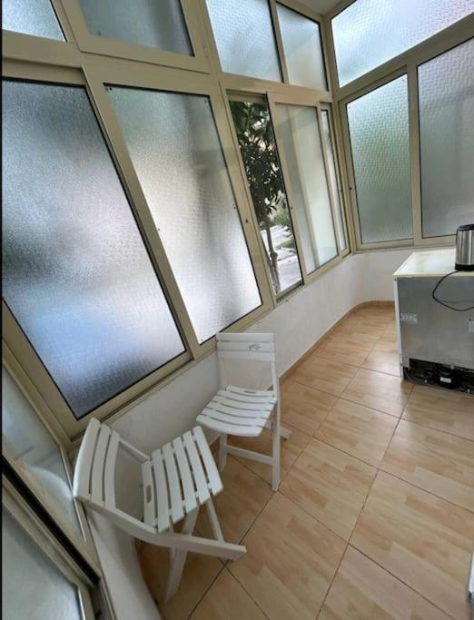 Ground floor Studio in Golem Next to Hotel Flower self check in 100m to beach
