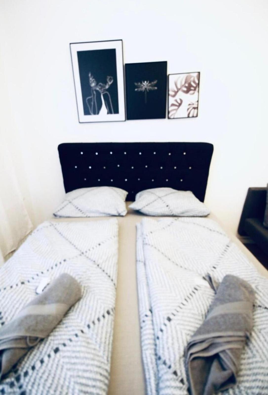 6 min to Amusement Park - Economy Rooms in Shared Apartment