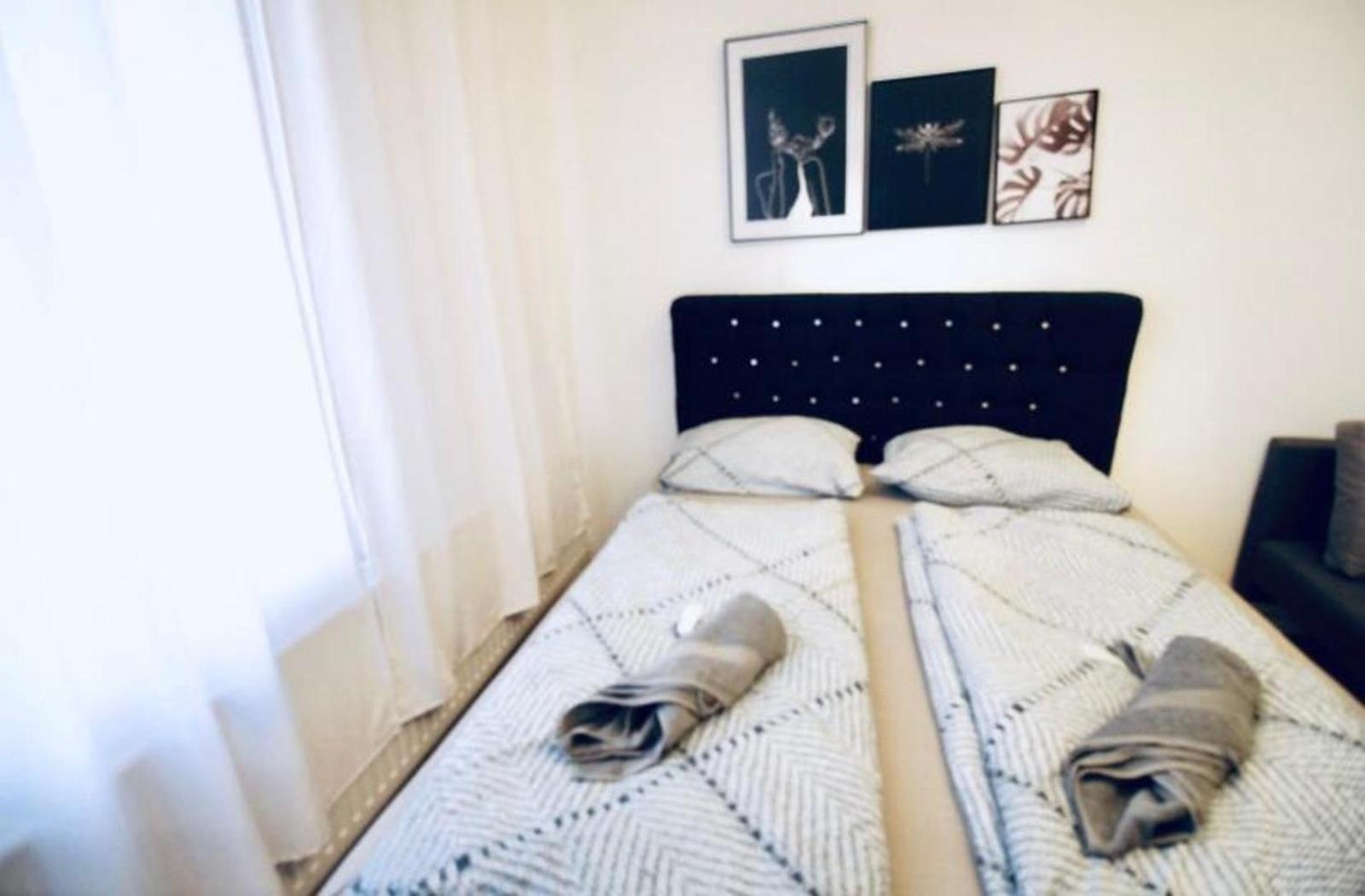 6 min to Amusement Park - Economy Rooms in Shared Apartment