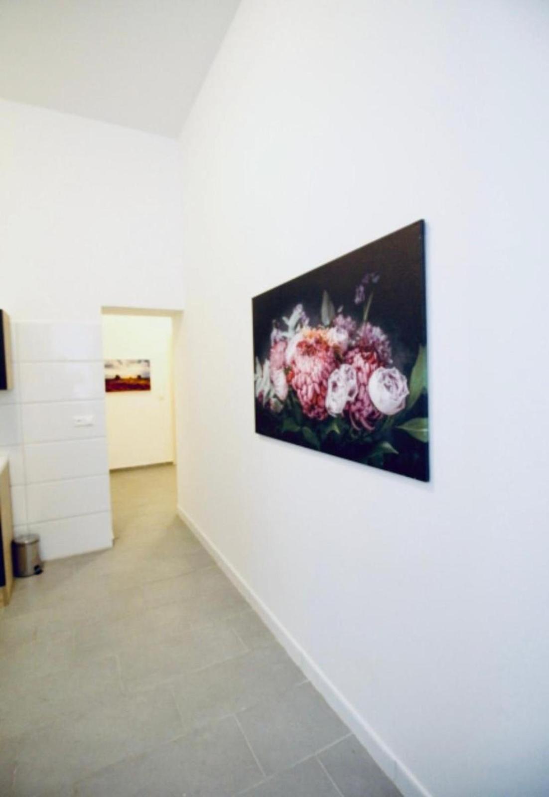 6 min to Amusement Park - Economy Rooms in Shared Apartment