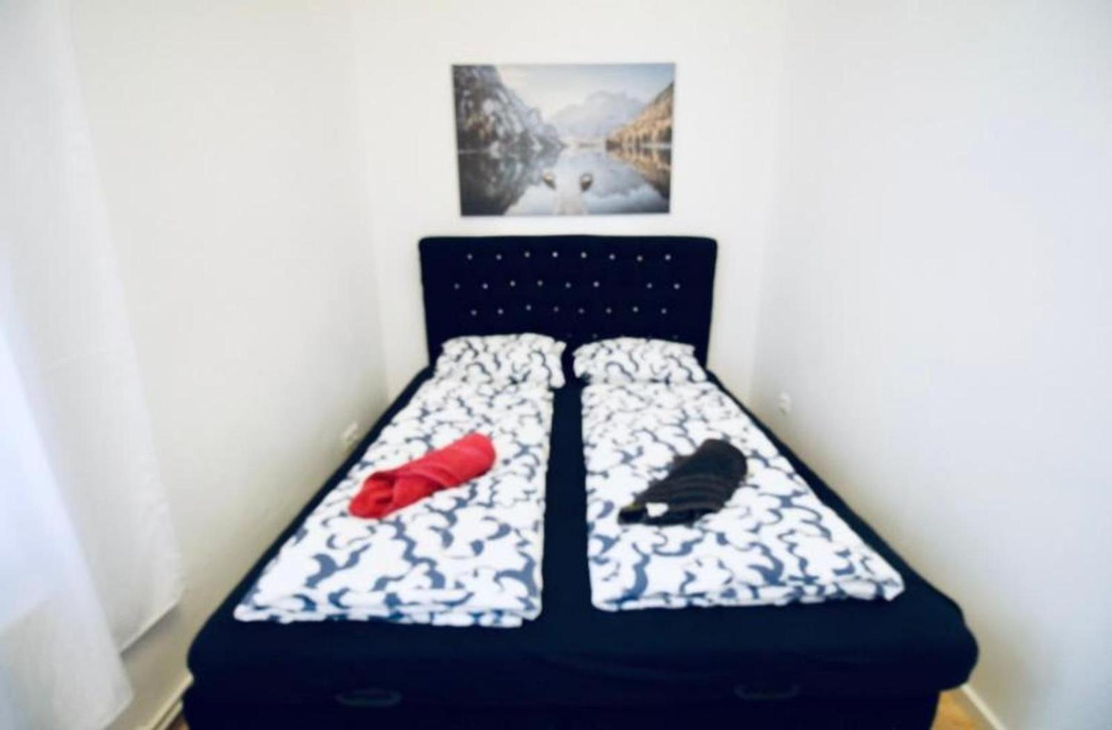 6 min to Amusement Park - Economy Rooms in Shared Apartment