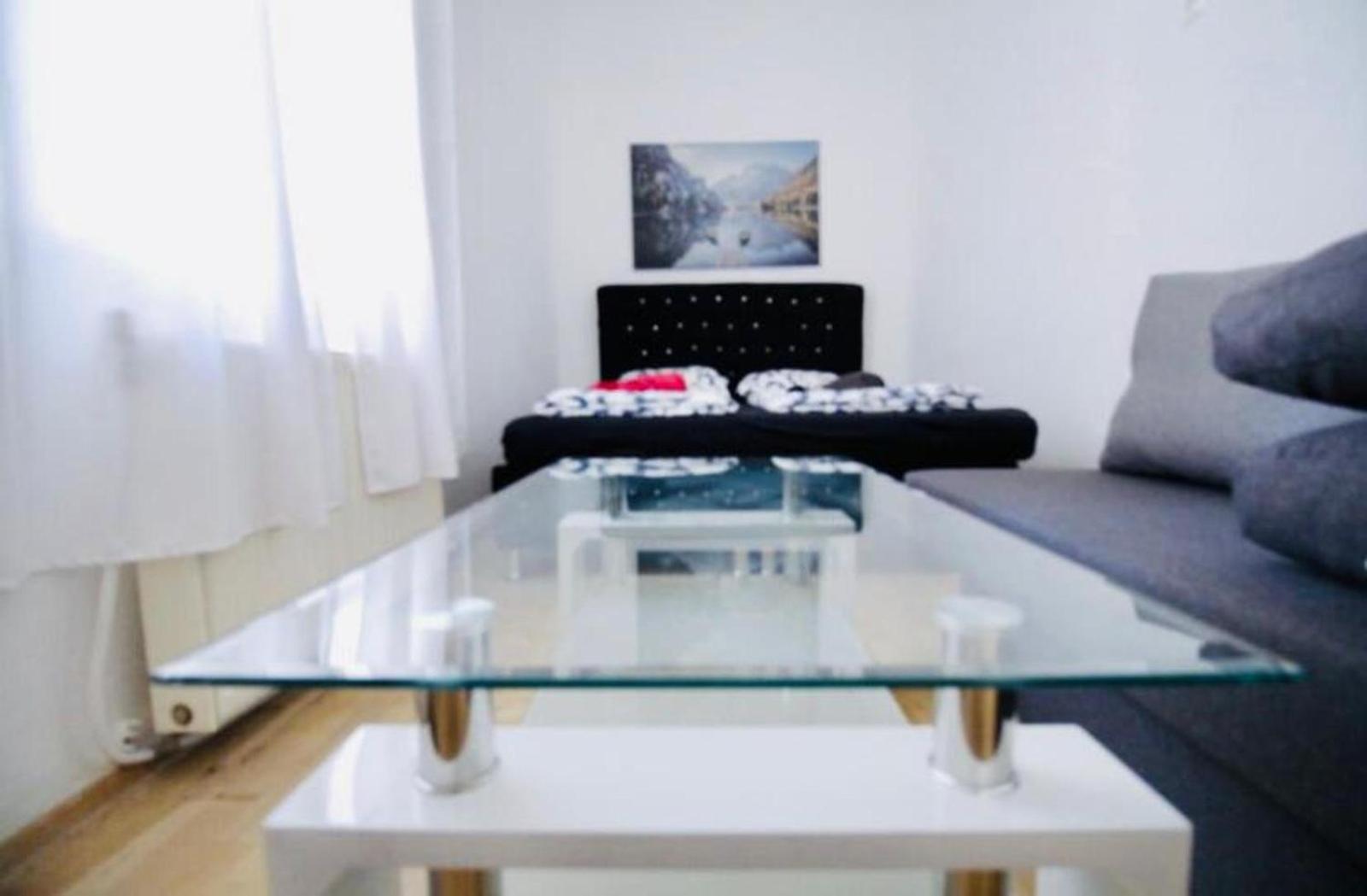 6 min to Amusement Park - Economy Rooms in Shared Apartment