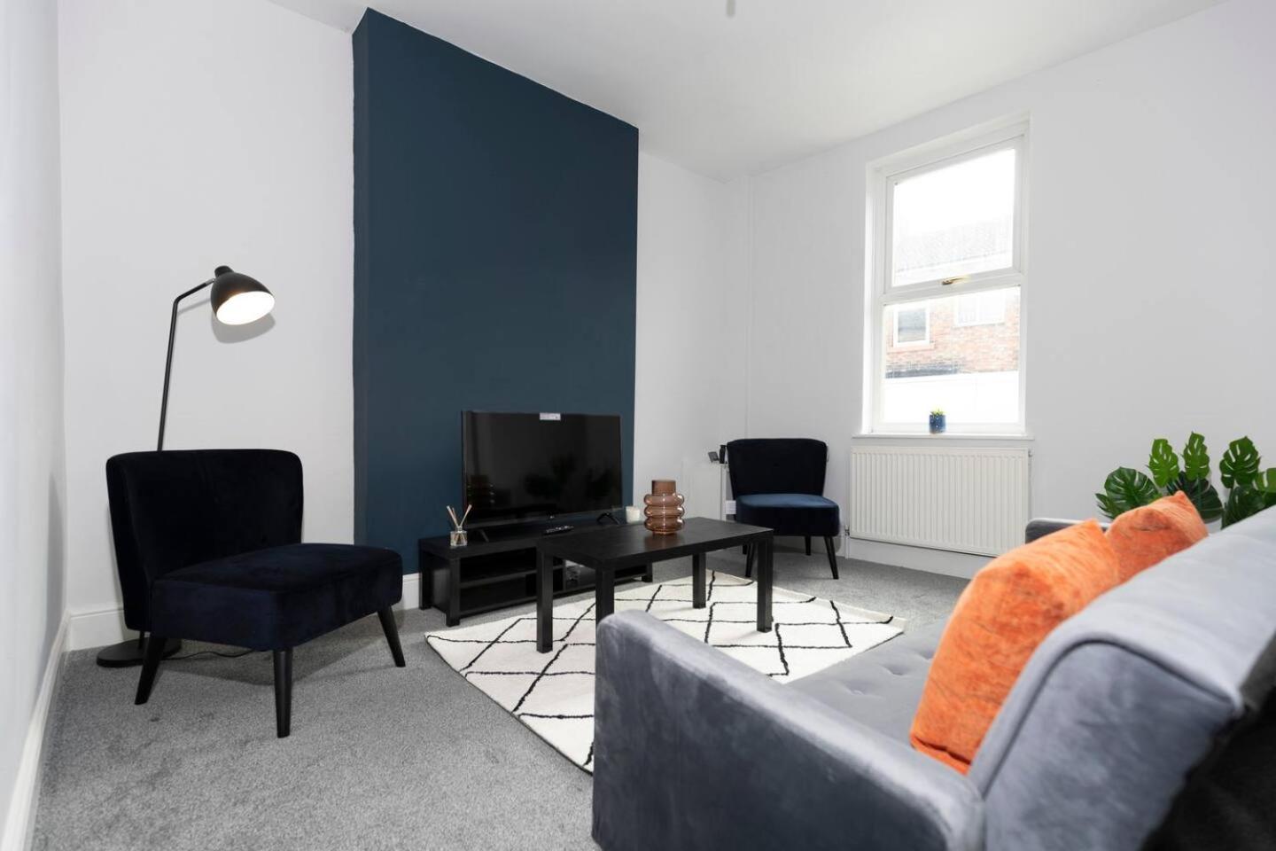Darlington Vacations - Newly Refurbished Home In Darlington - Property Image 1