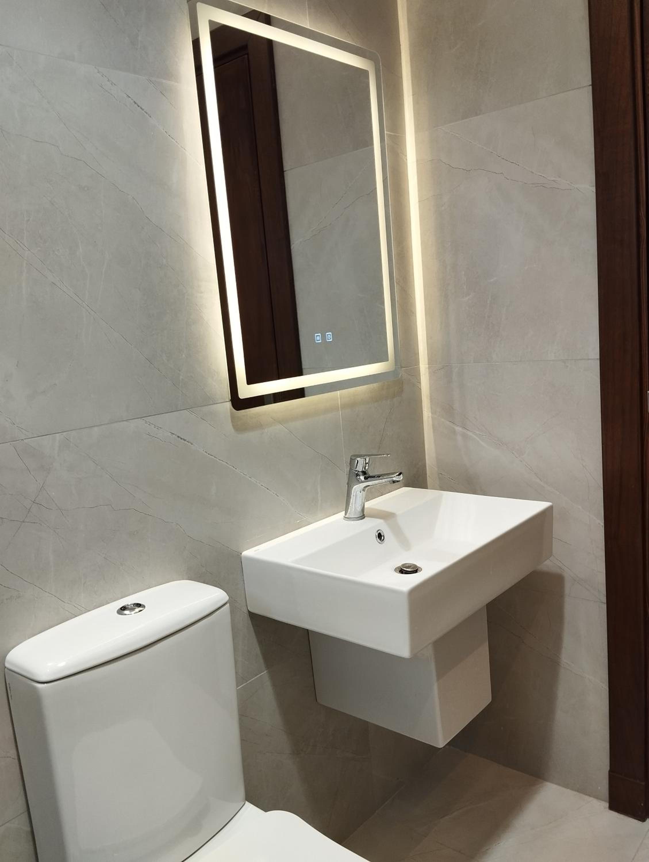 Airport chalet amman