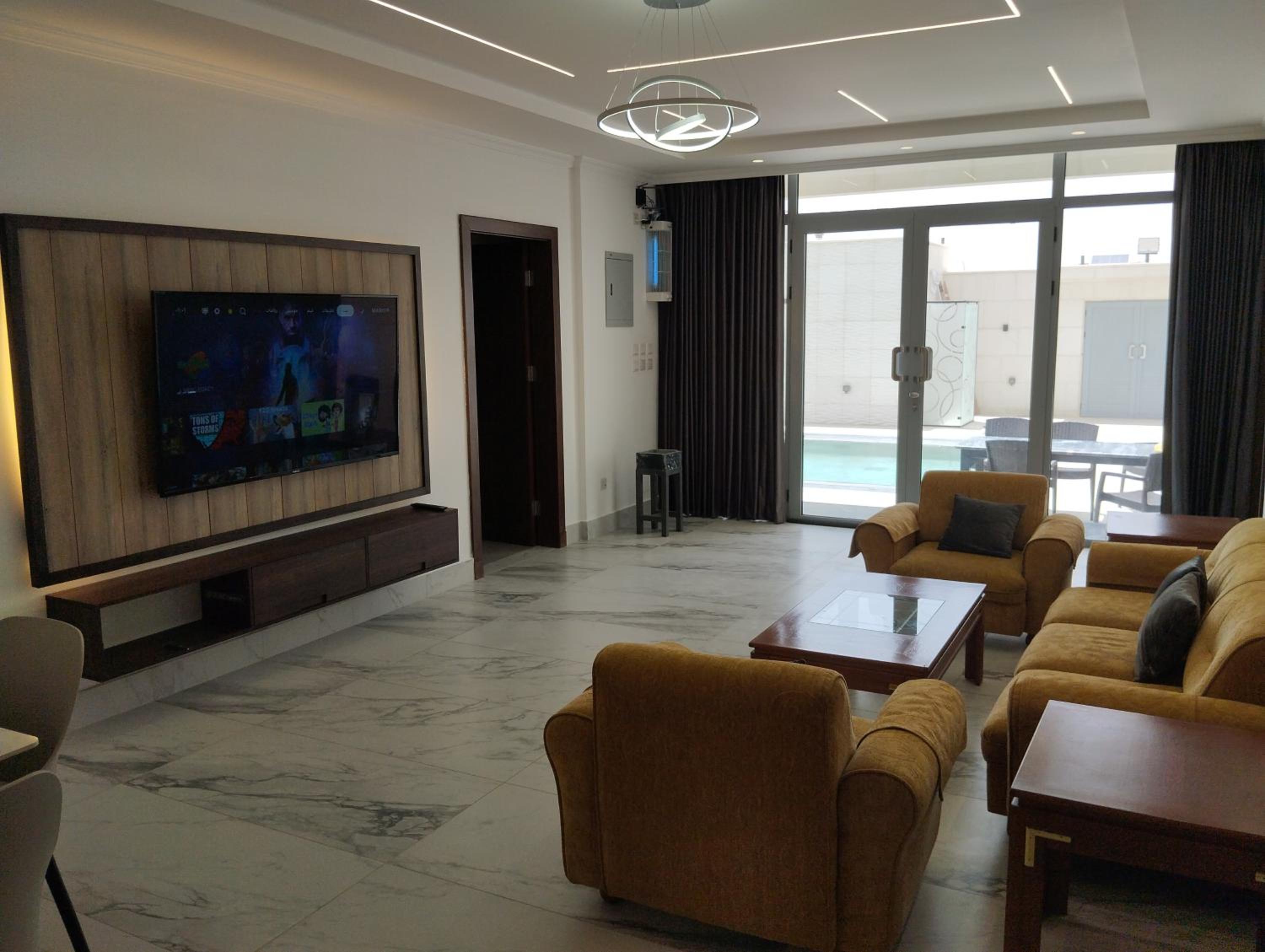 Airport chalet amman