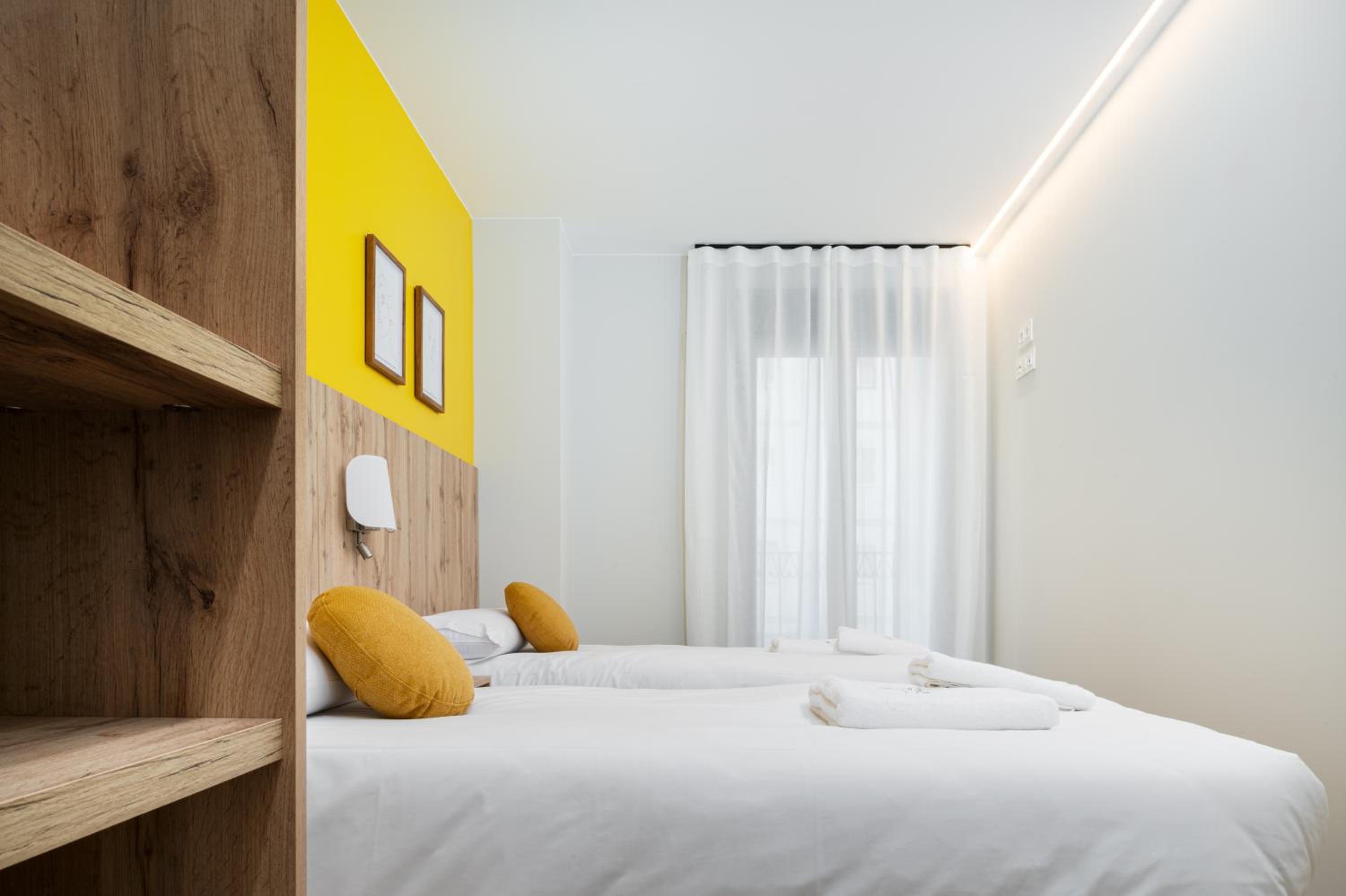 Apartamentos Torre del Reloj