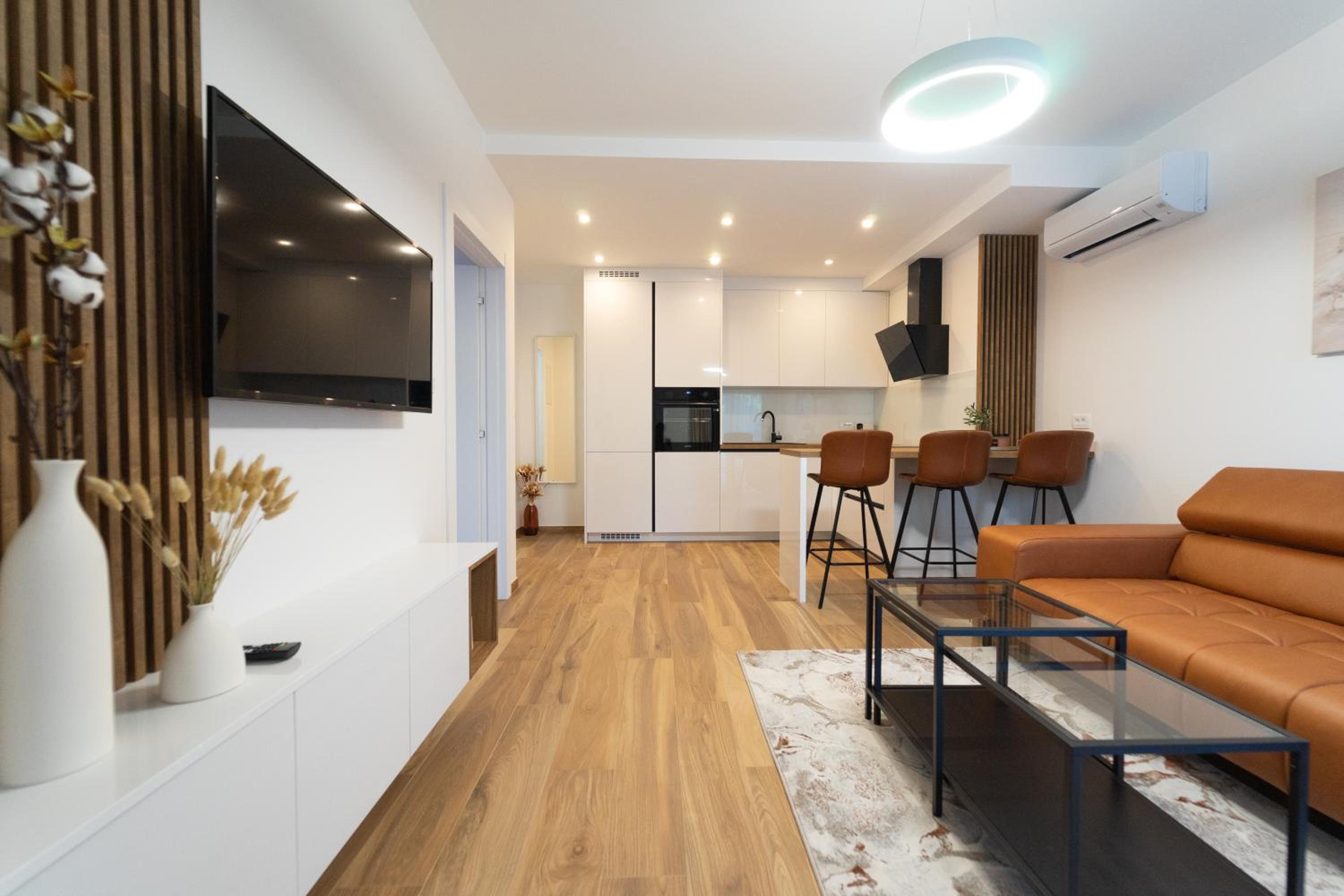 Laurier Apartments
