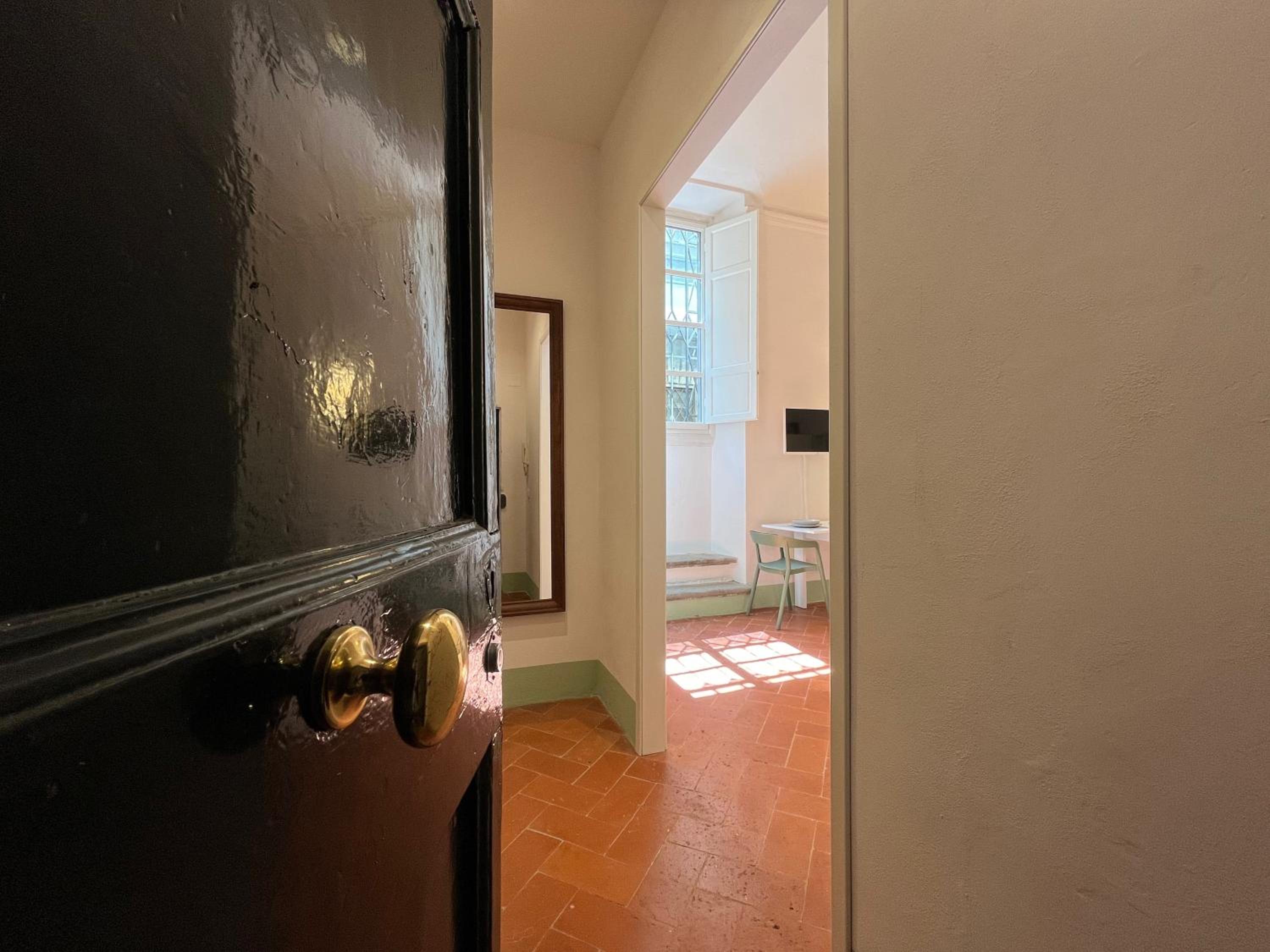 Pinti Apartment
