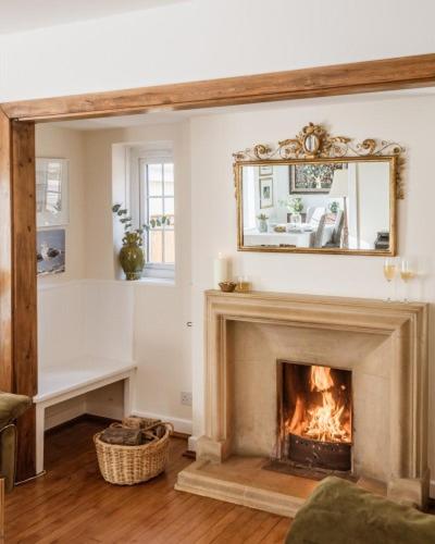 Beachside, Luxury Cottage, Devon