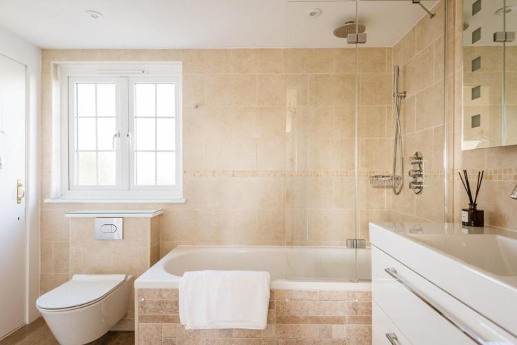 Beachside, Luxury Cottage, Devon
