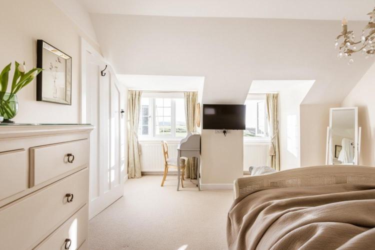 Beachside, Luxury Cottage, Devon