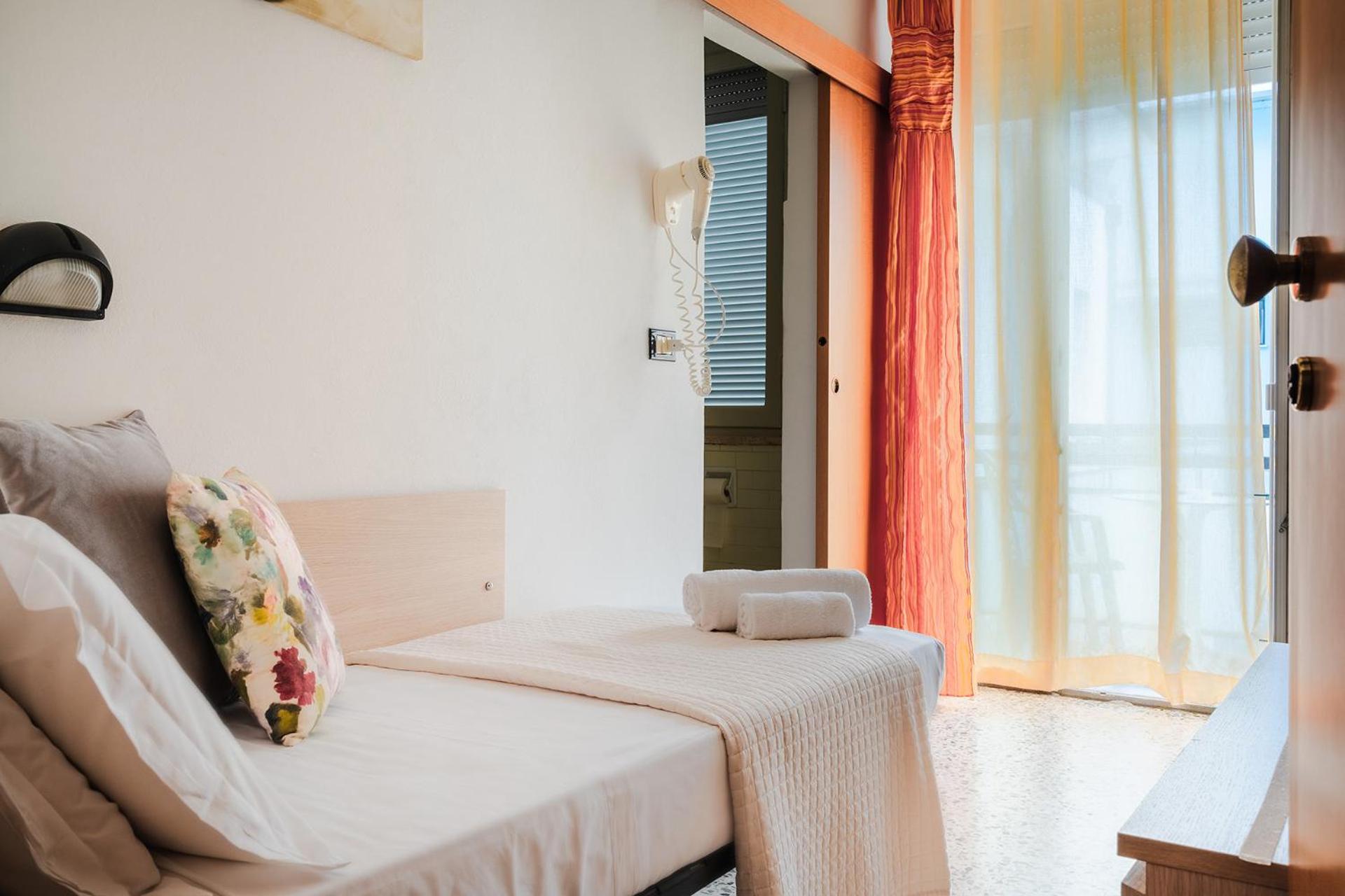 Hotel Sayonara