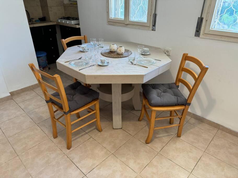 Sea cozy apartment in Kiryat Yam