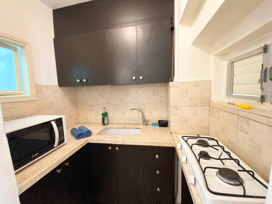 Sea cozy apartment in Kiryat Yam