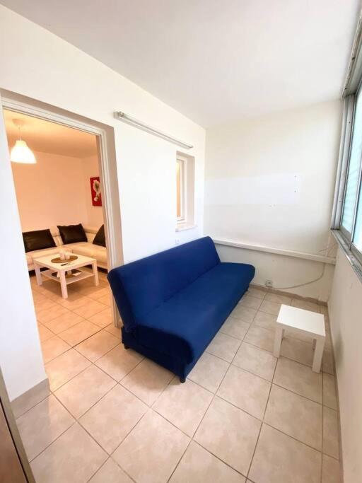 Sea cozy apartment in Kiryat Yam