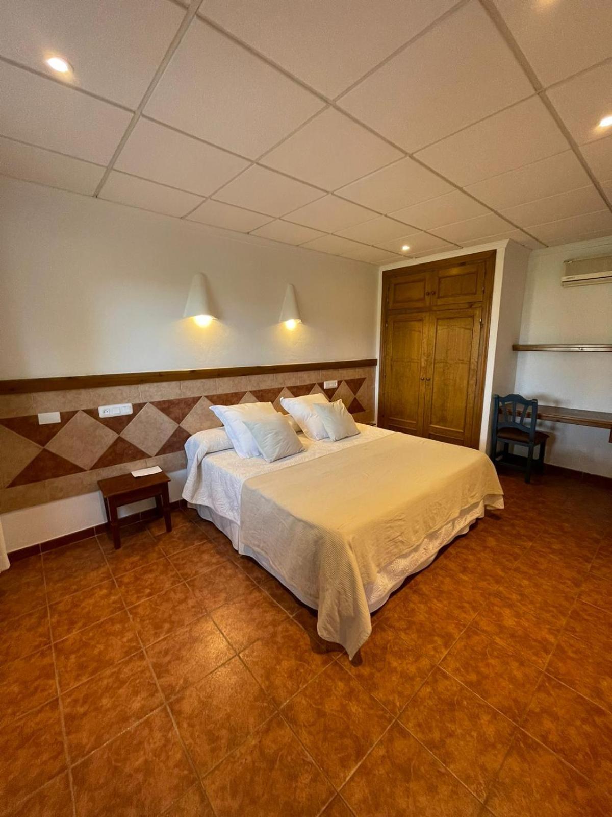 Hotel Simón, photo 54