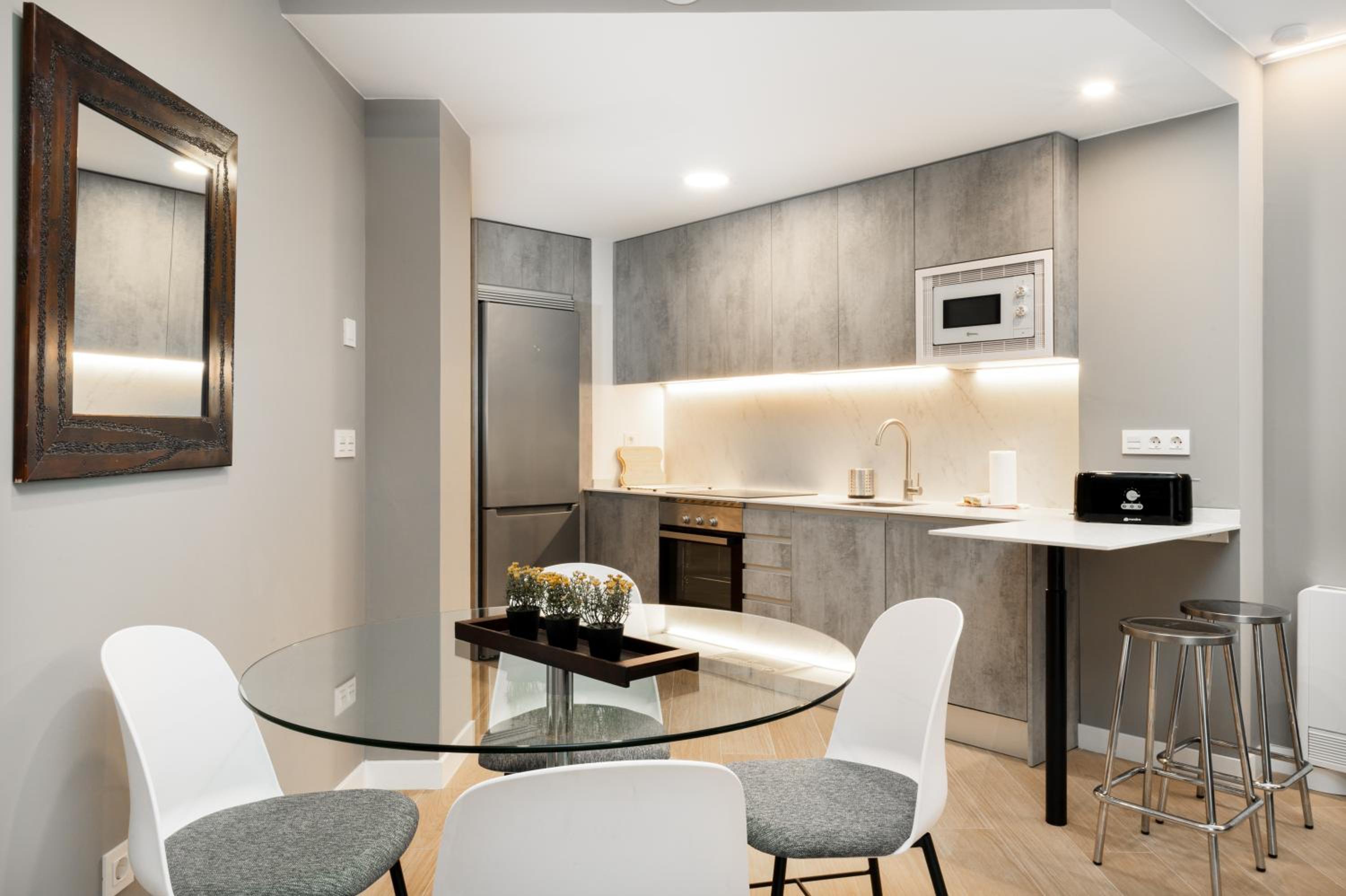 Apartamentos Torre del Reloj