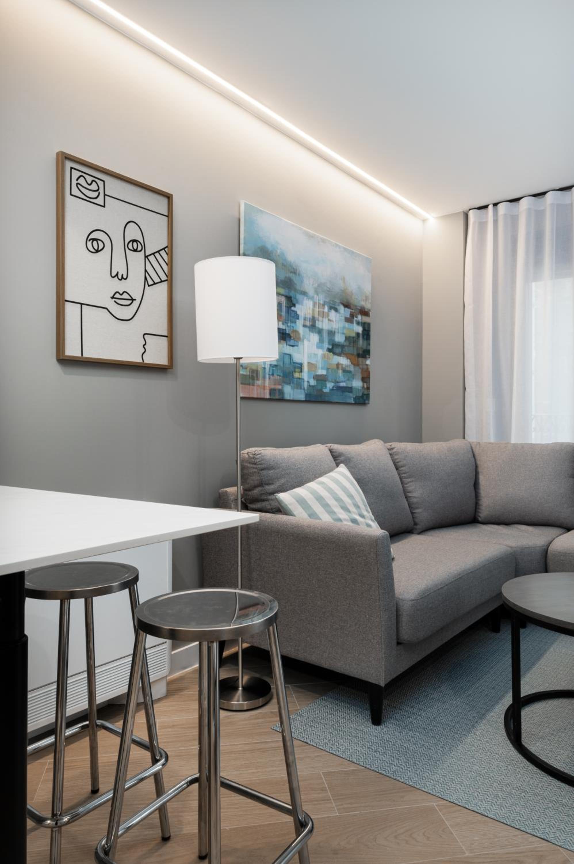 Apartamentos Torre del Reloj