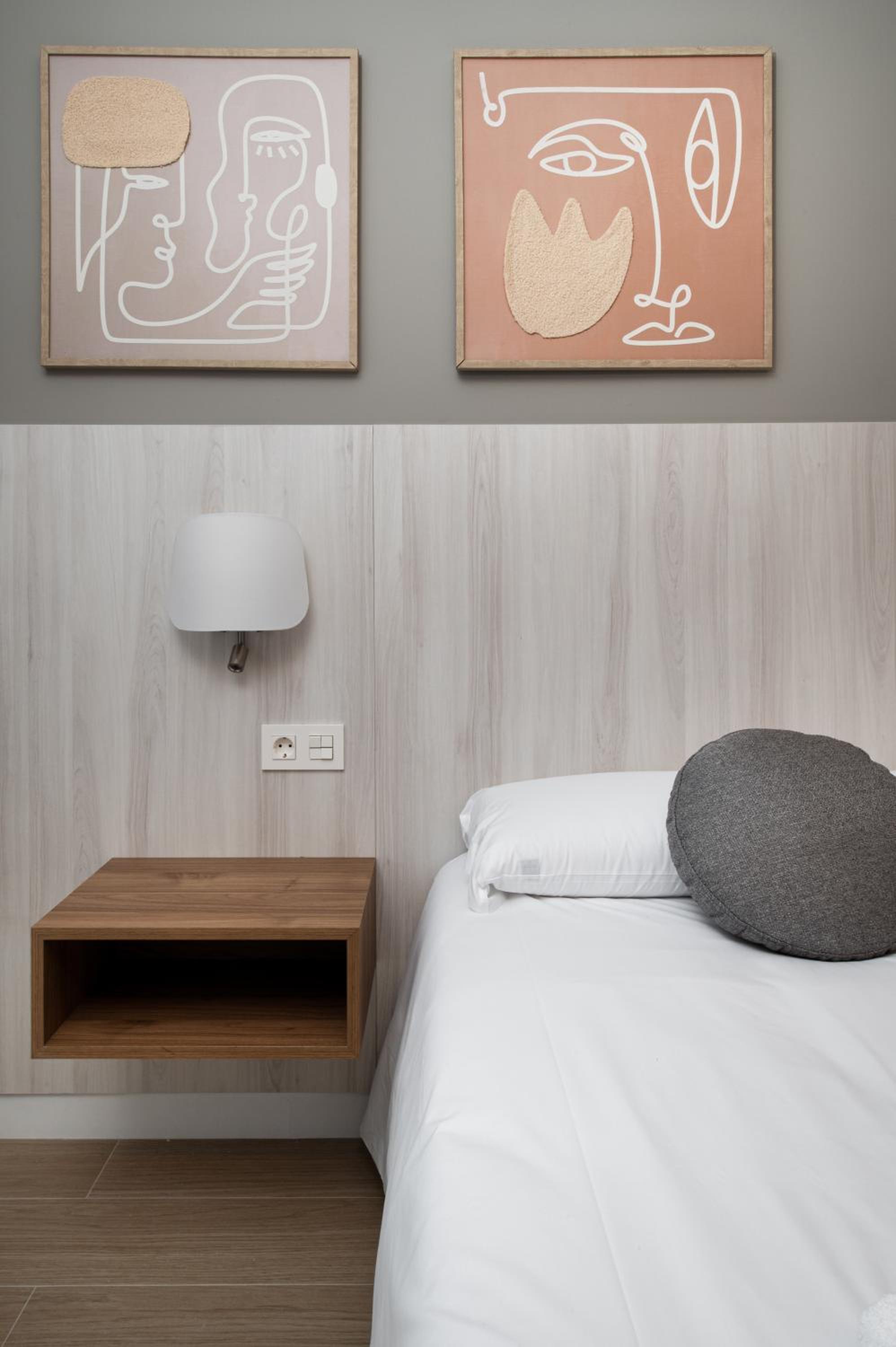 Apartamentos Torre del Reloj