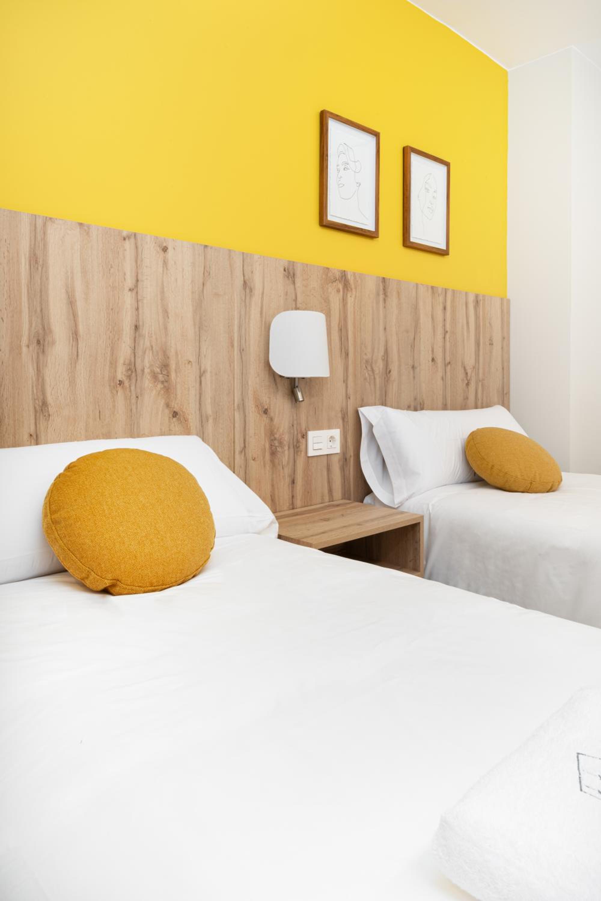 Apartamentos Torre del Reloj
