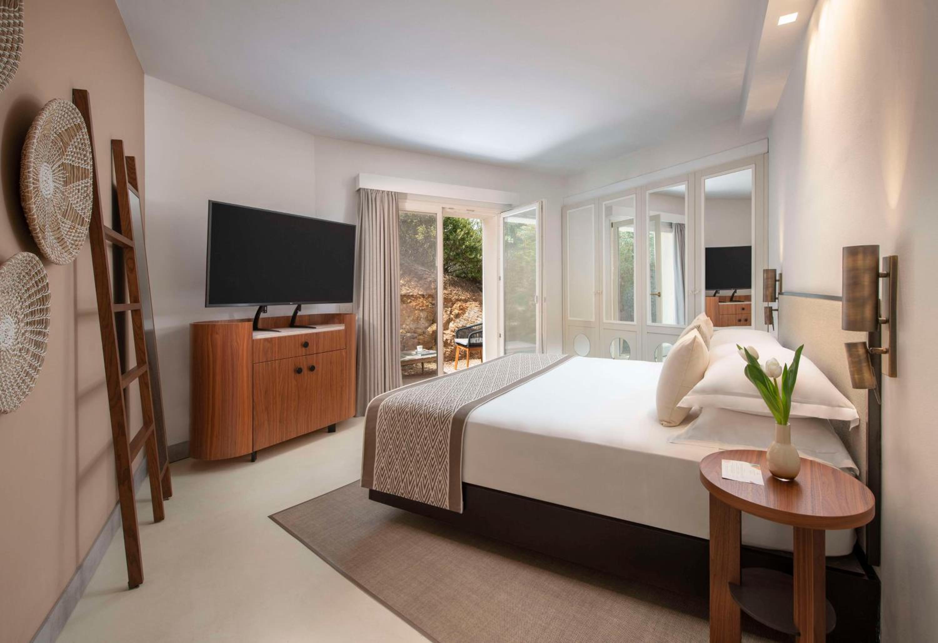 Baia Di Chia Resort Sardinia, Curio Collection By Hilton