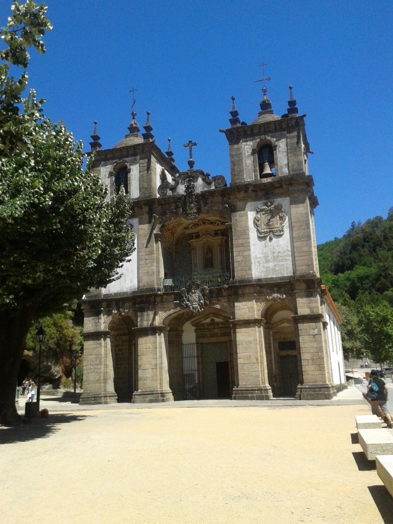 Photo 33