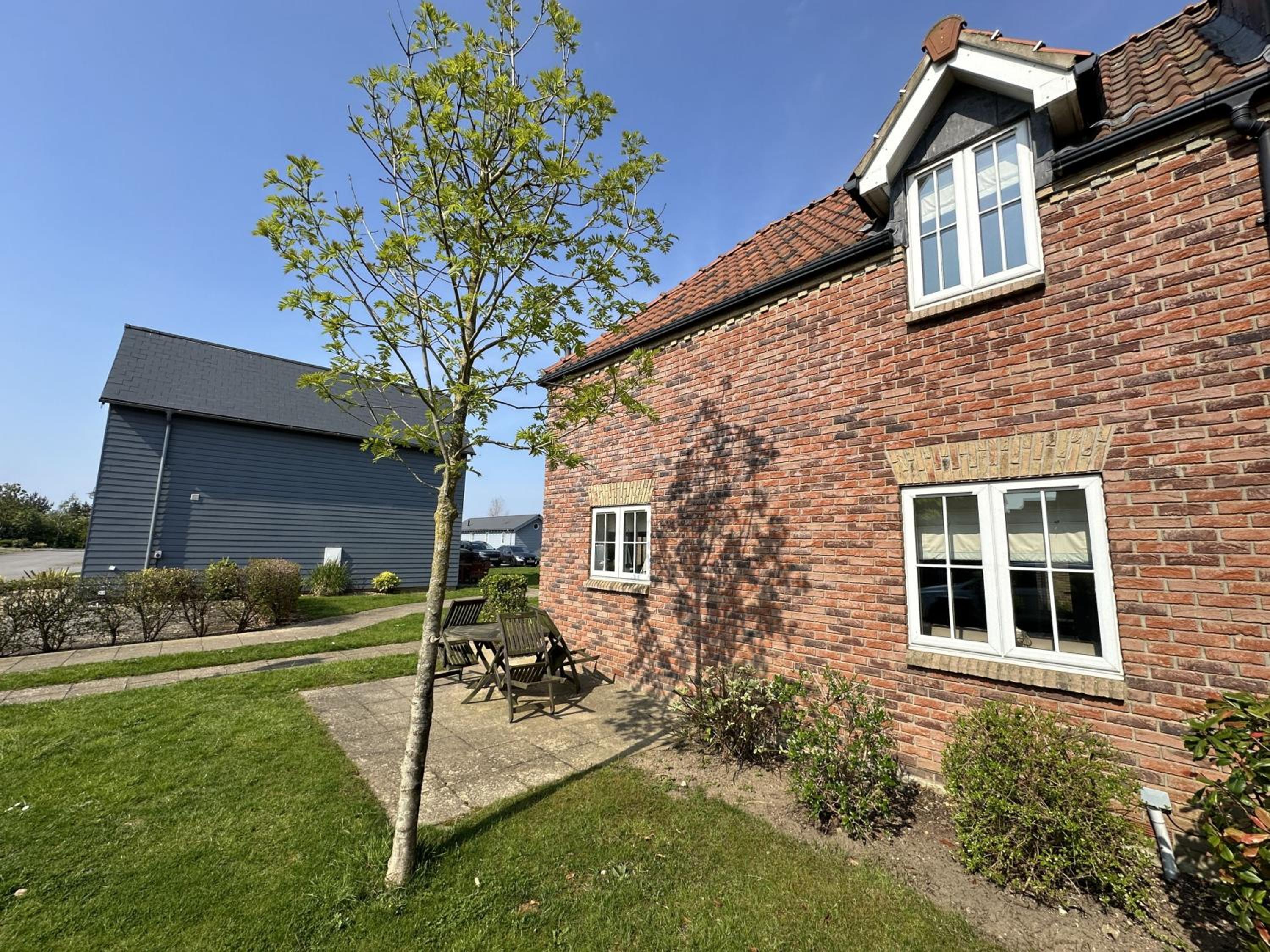 Seasalt Cottage - Part of the The Bay Filey Holiday Village with pool, gym and direct beach access, pub, restaurant, tennis and meadows walks