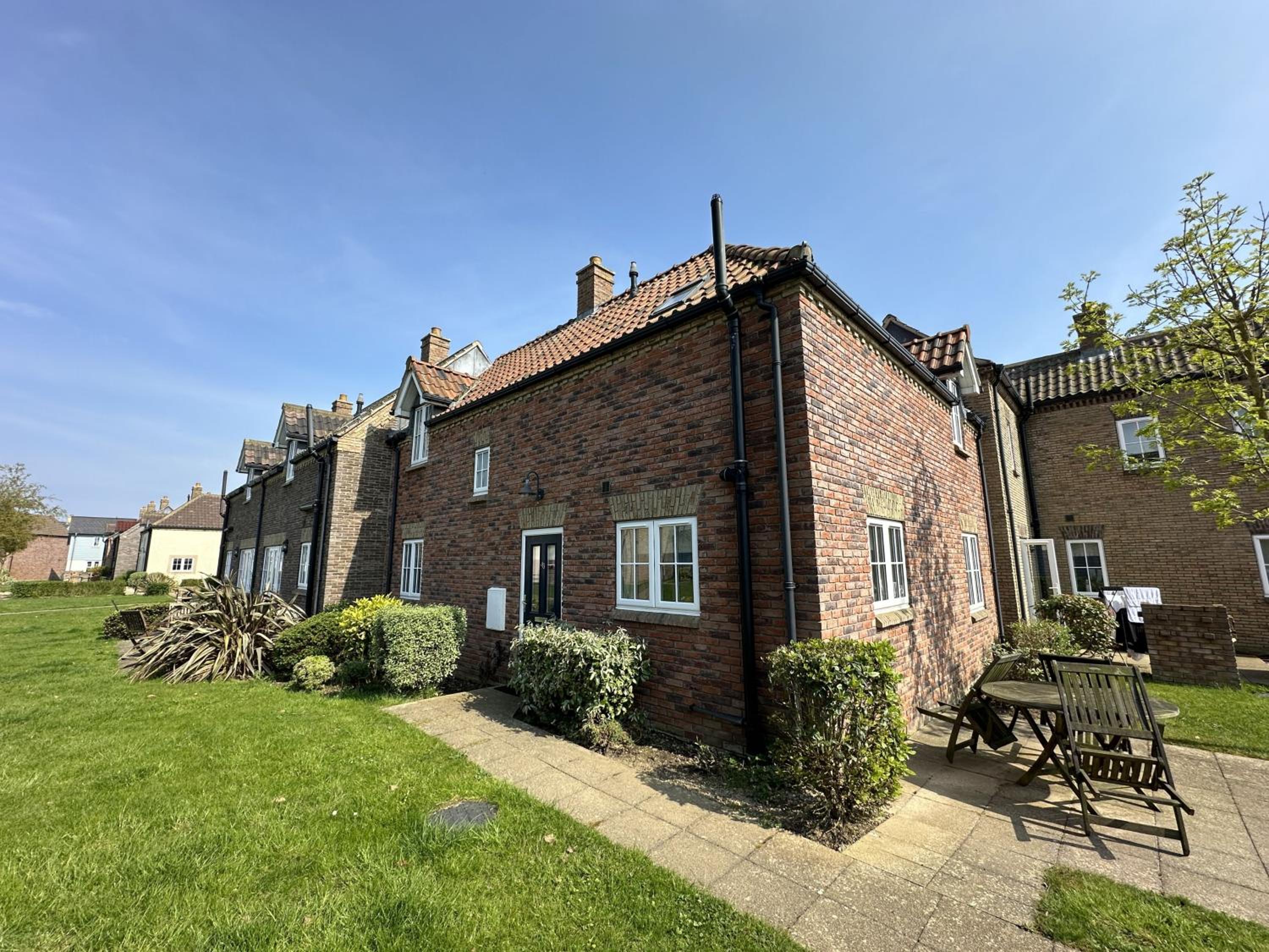 Seasalt Cottage - Part of the The Bay Filey Holiday Village with pool, gym and direct beach access, pub, restaurant, tennis and meadows walks