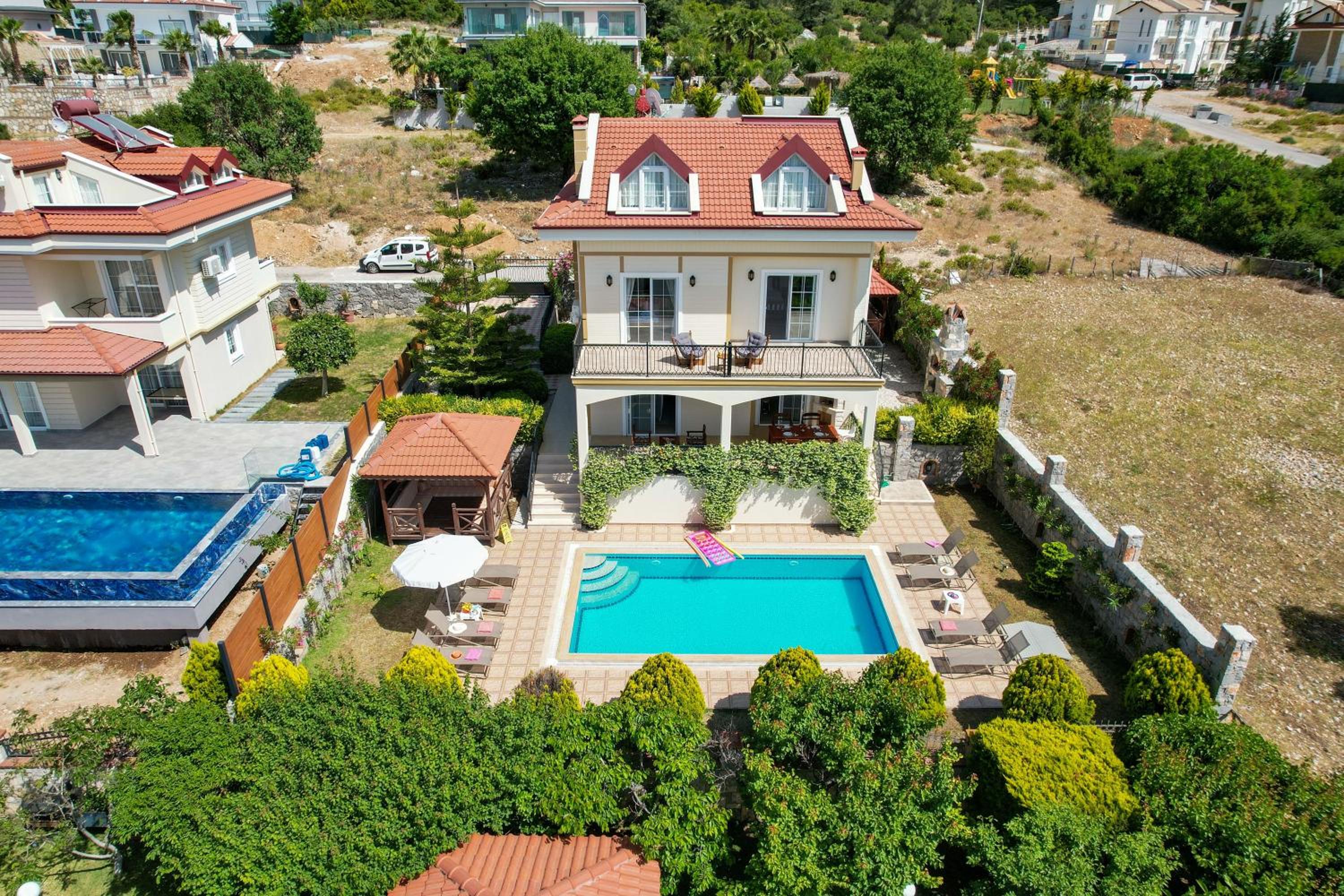 Villa Arokarya