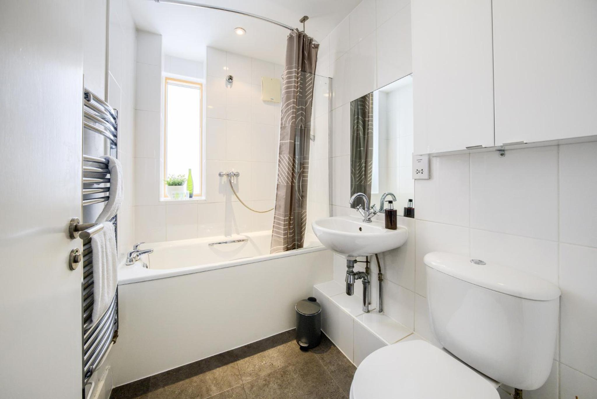 Coventry Large 4-bed Townhouse by Empower Homes view 3