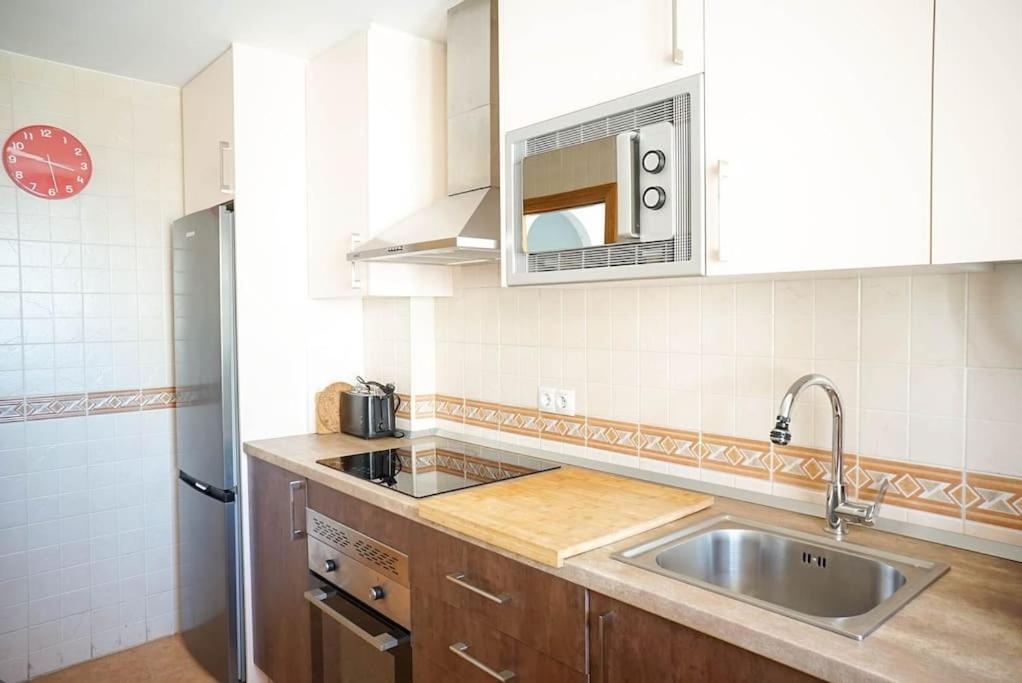 Amplio apartamento con piscina en Mijas