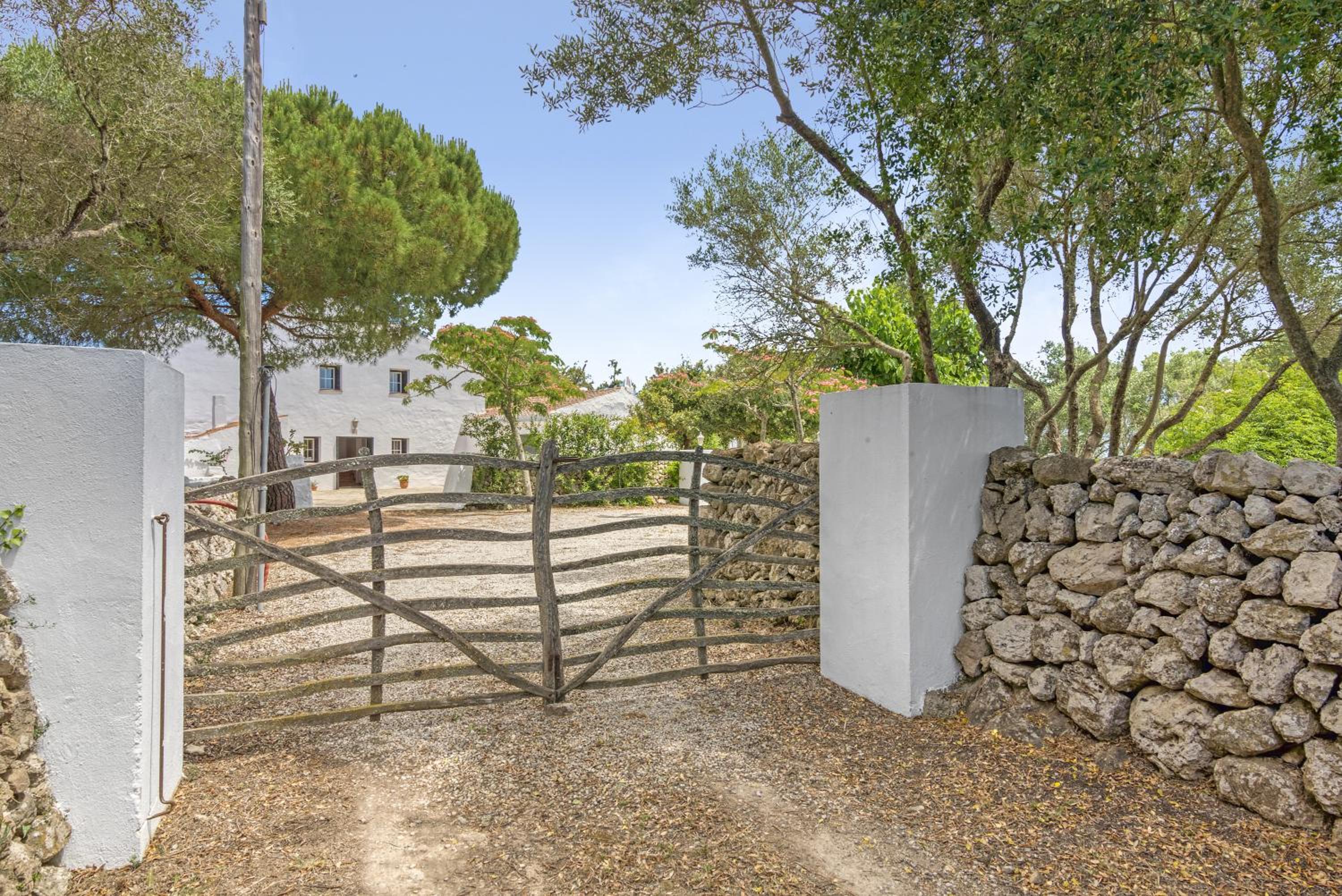 Finca Biniatzau