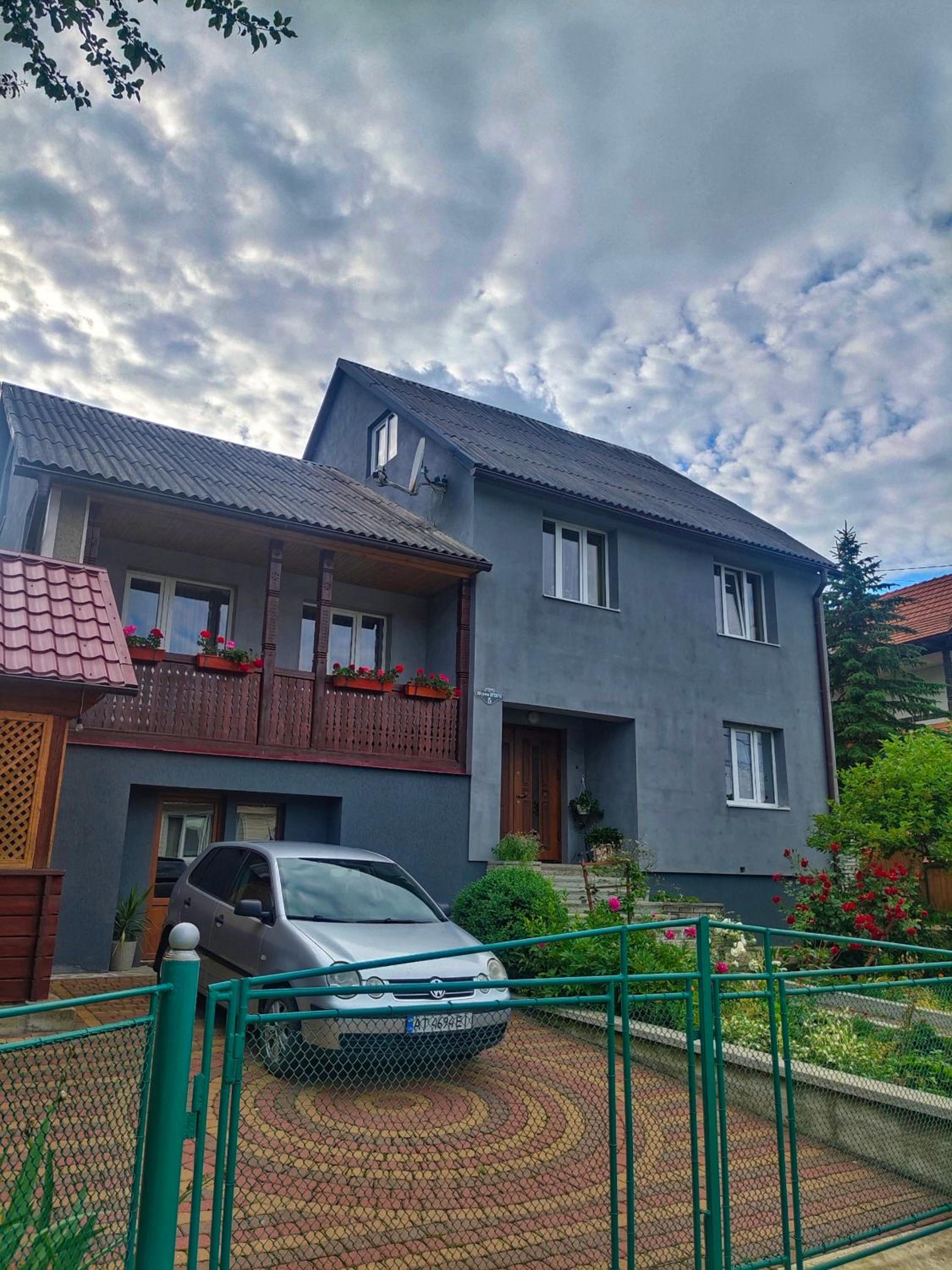 Dream House view 4