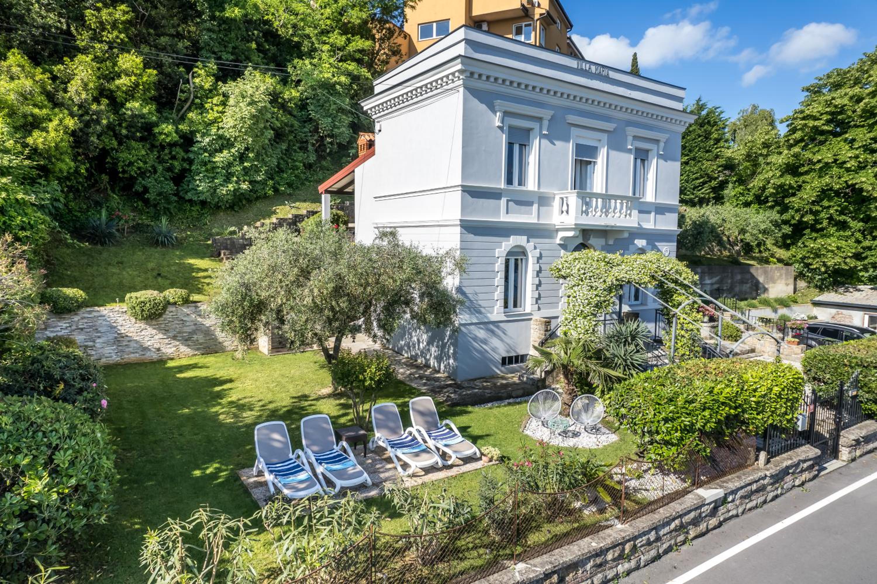 Villa Maria view 3