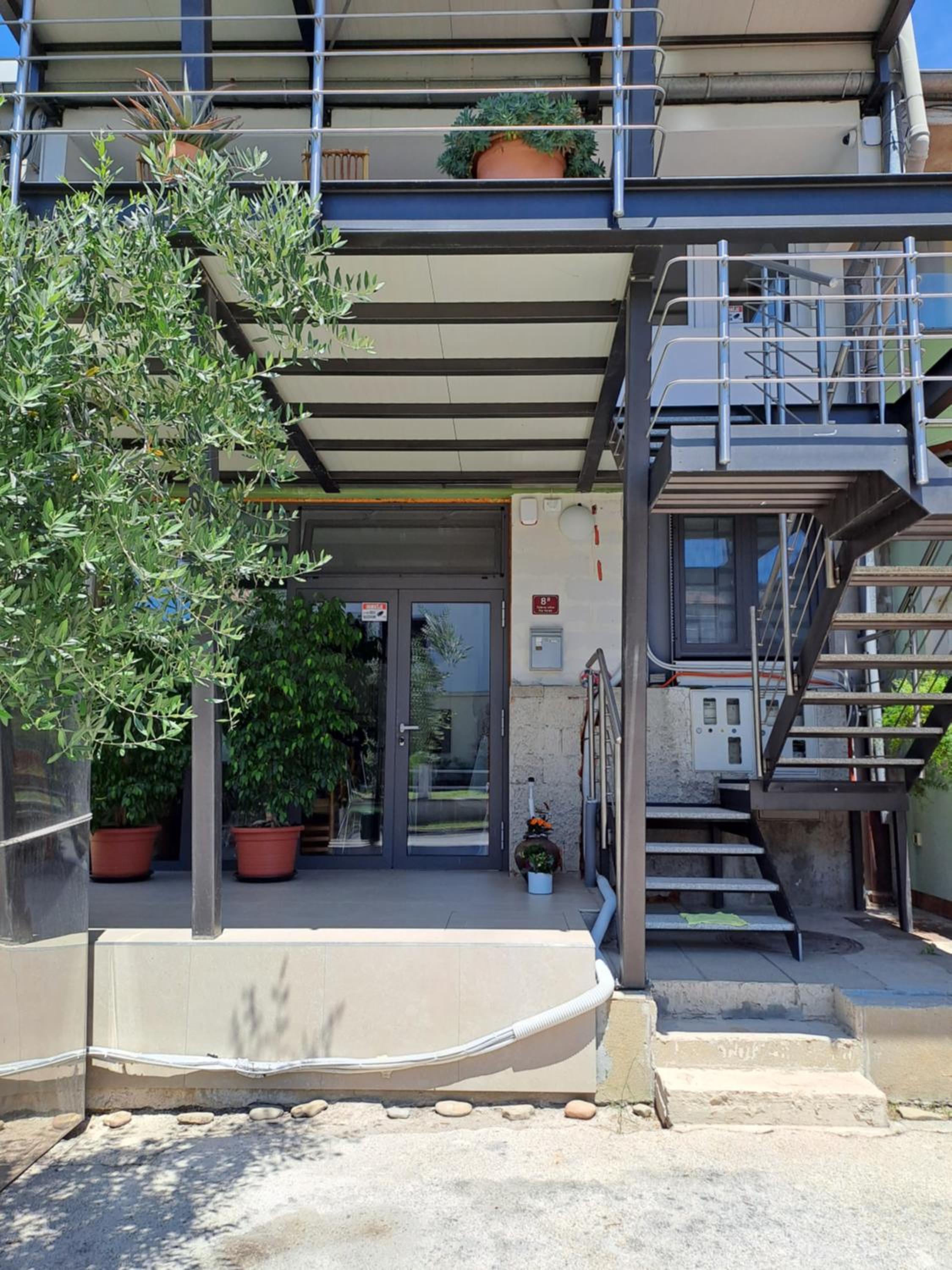MVM Apartment with terrace view 3